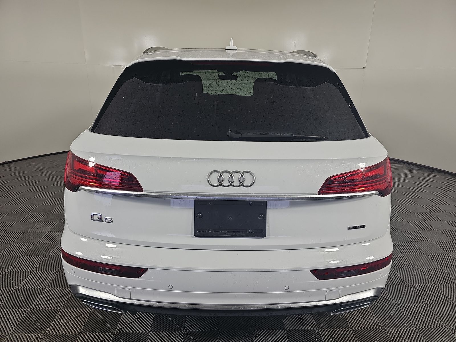 2024 Audi Q5 e Plug-In Hybrid S line Premium Plus AWD