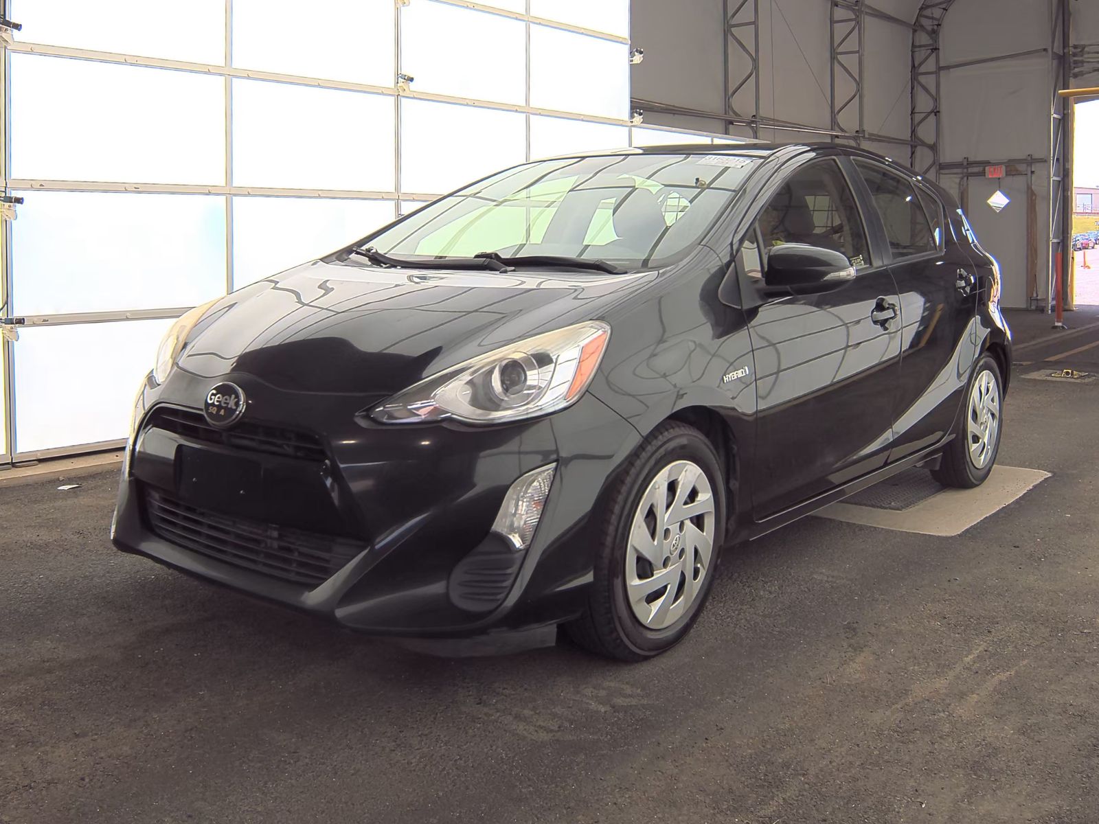 Samochody z USA Toyota Prius c