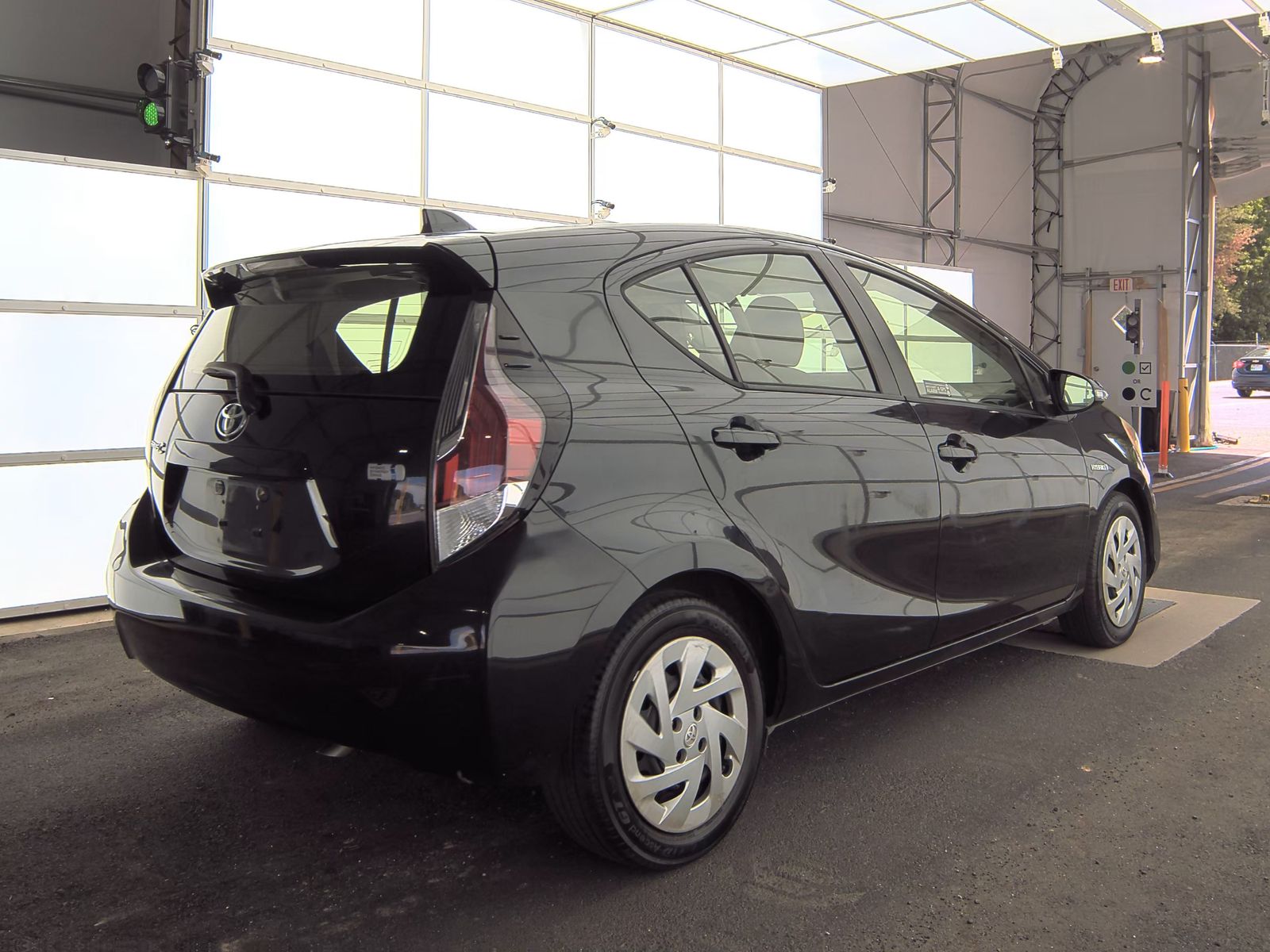 2016 Toyota Prius c Two FWD