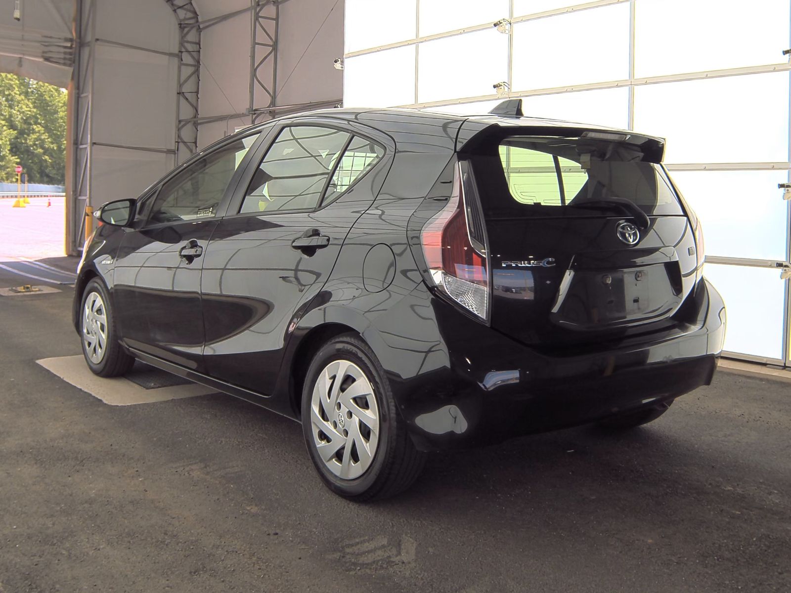2016 Toyota Prius c Two FWD