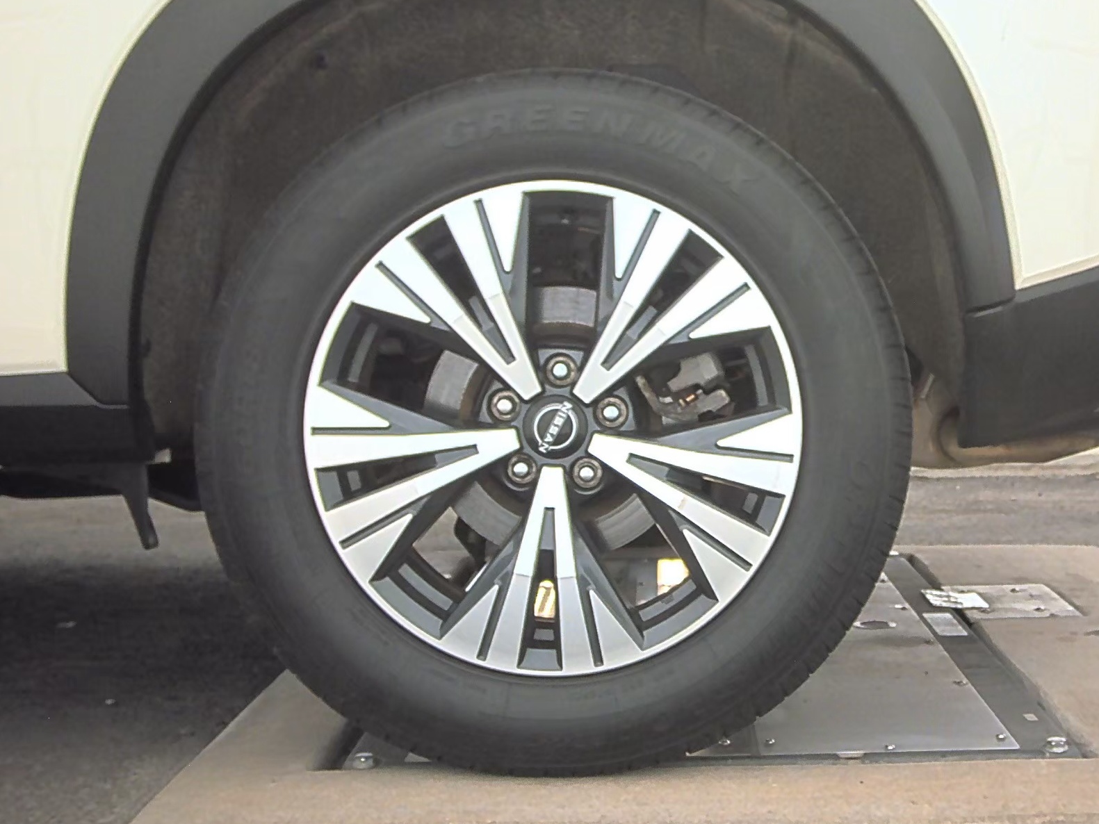 2023 Nissan Rogue SV AWD