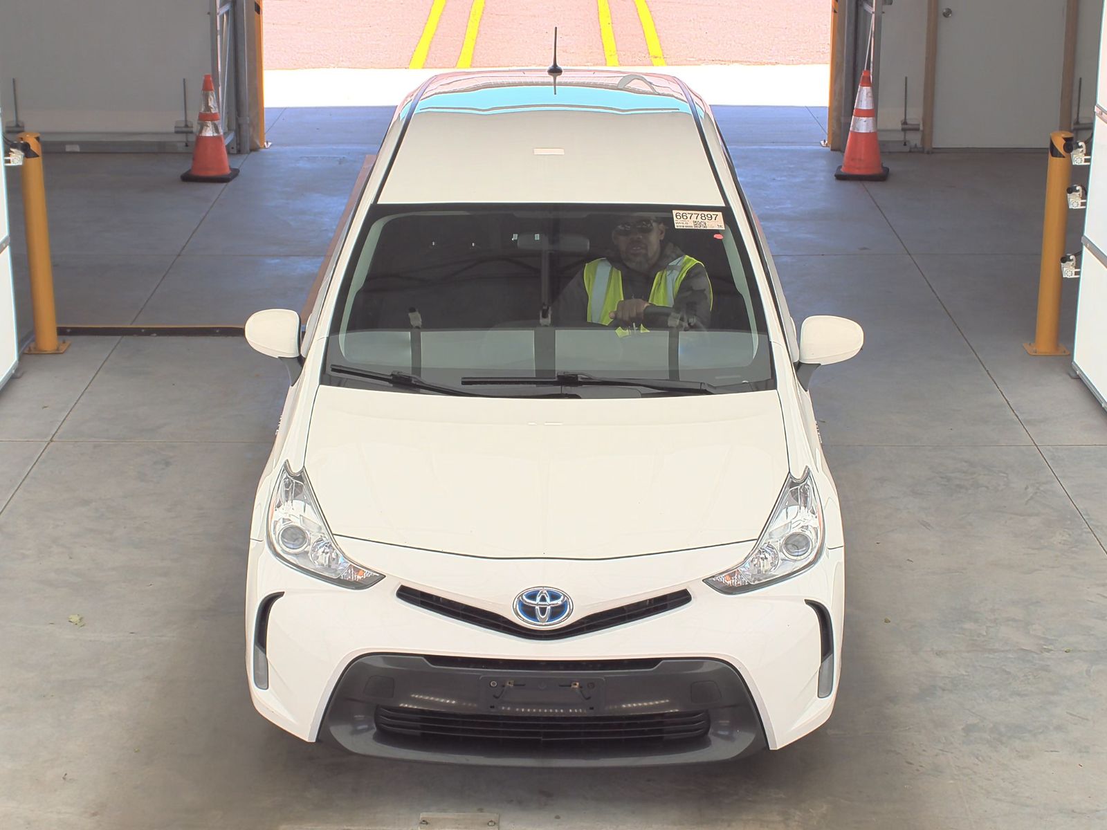 2017 Toyota Prius v Three FWD