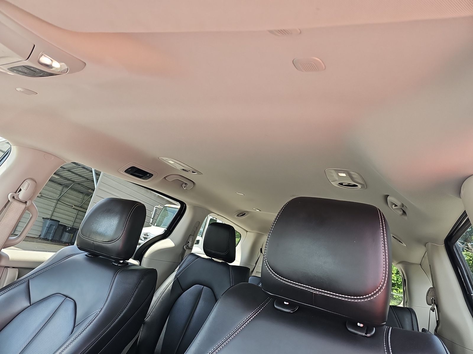 2024 Chrysler Pacifica Hybrid Select FWD
