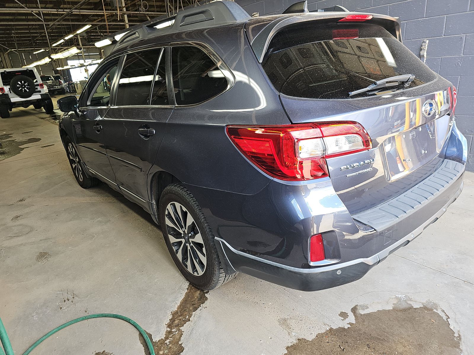 2017 Subaru Outback 2.5i Limited AWD
