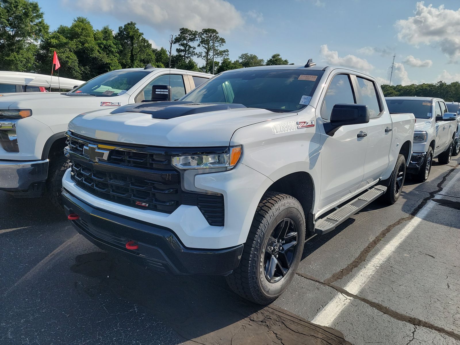 2024 Chevrolet Silverado 1500 LT Trail Boss AWD