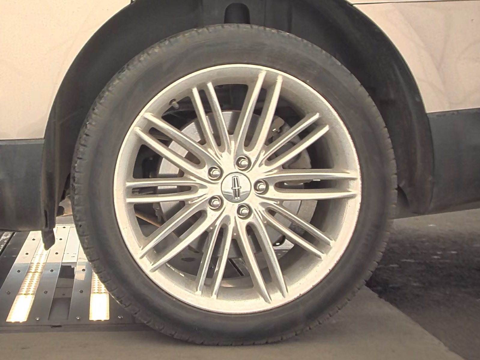 2018 Lincoln MKT Reserve AWD