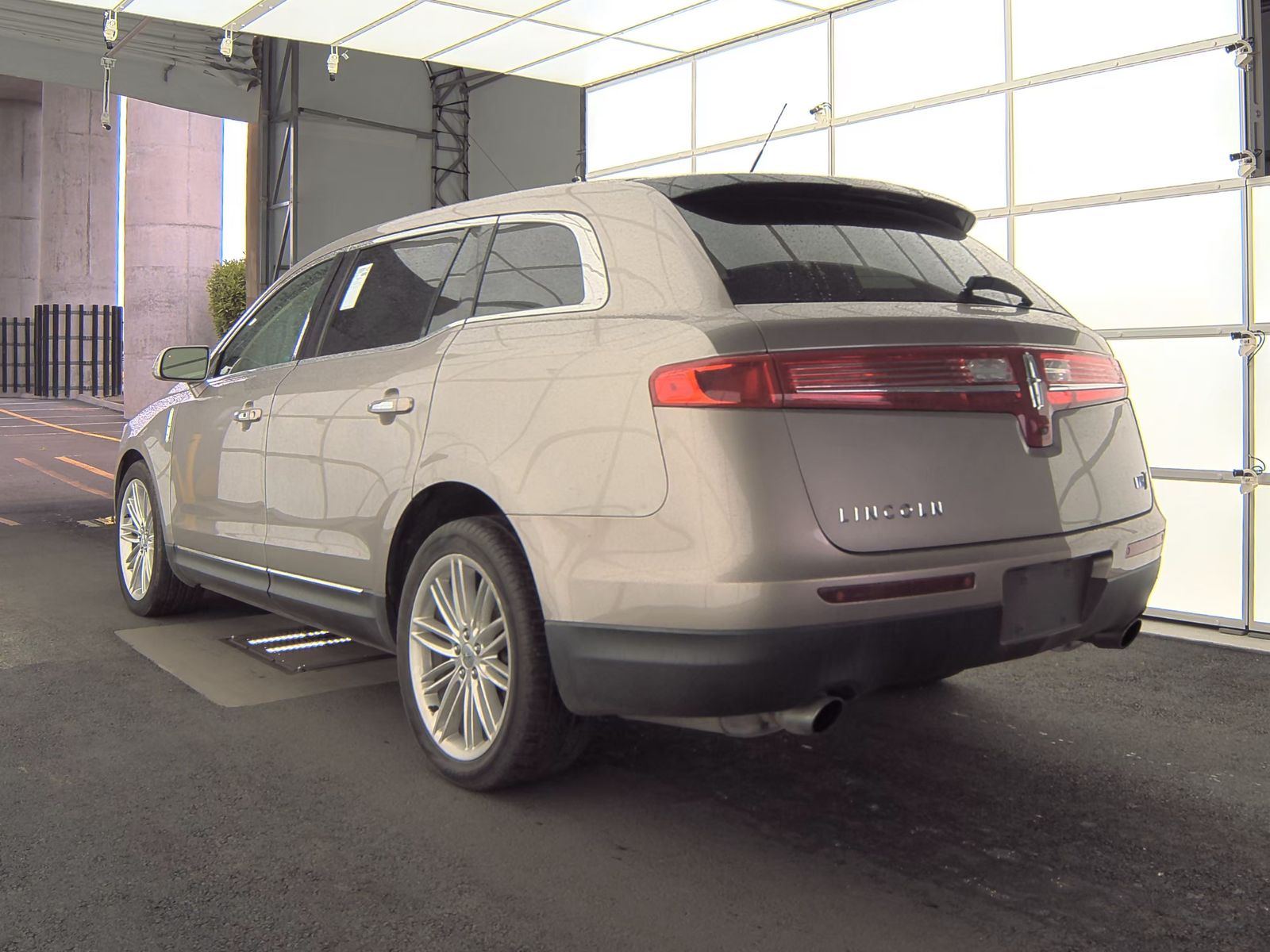 2018 Lincoln MKT Reserve AWD