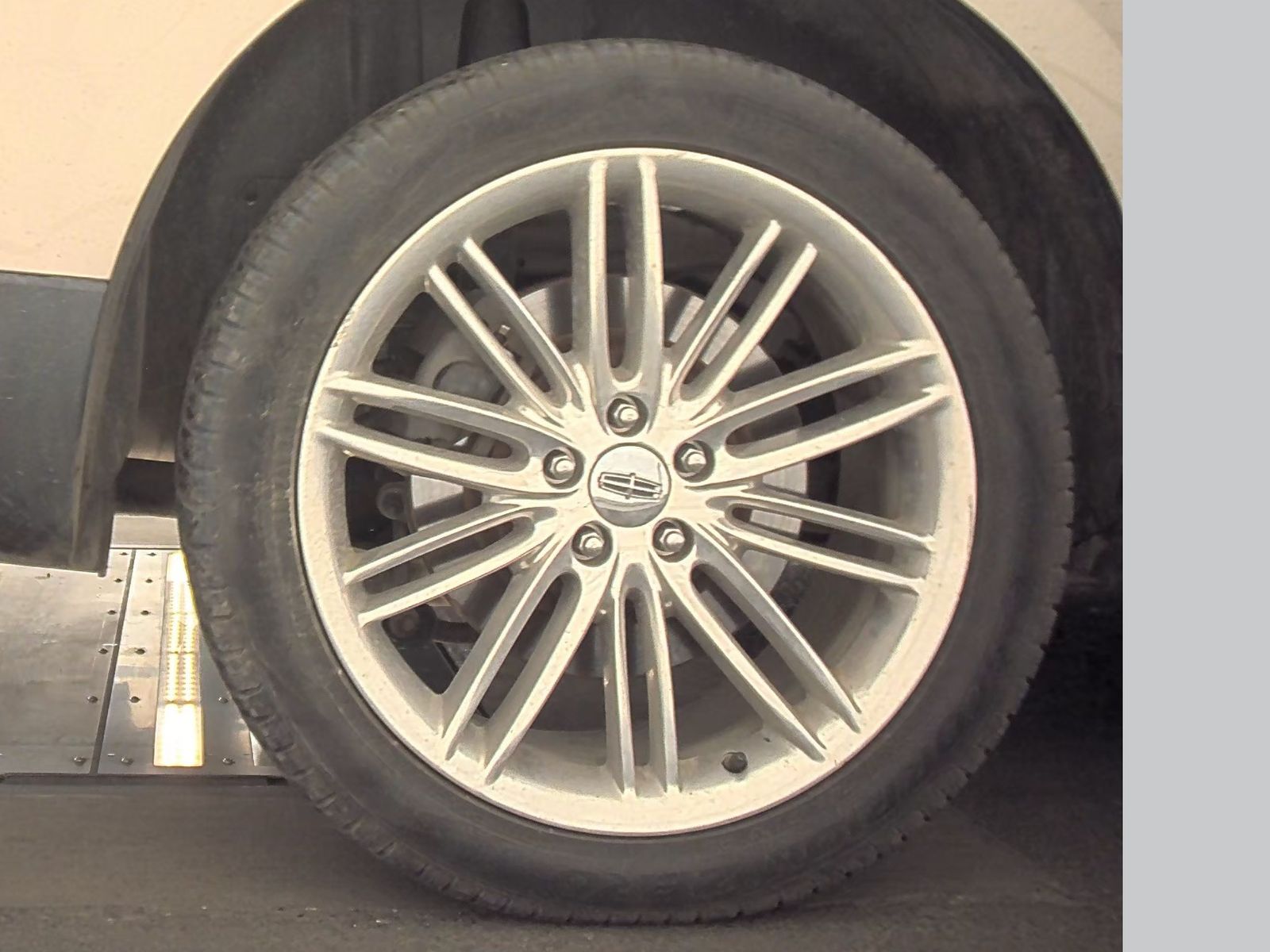 2018 Lincoln MKT Reserve AWD