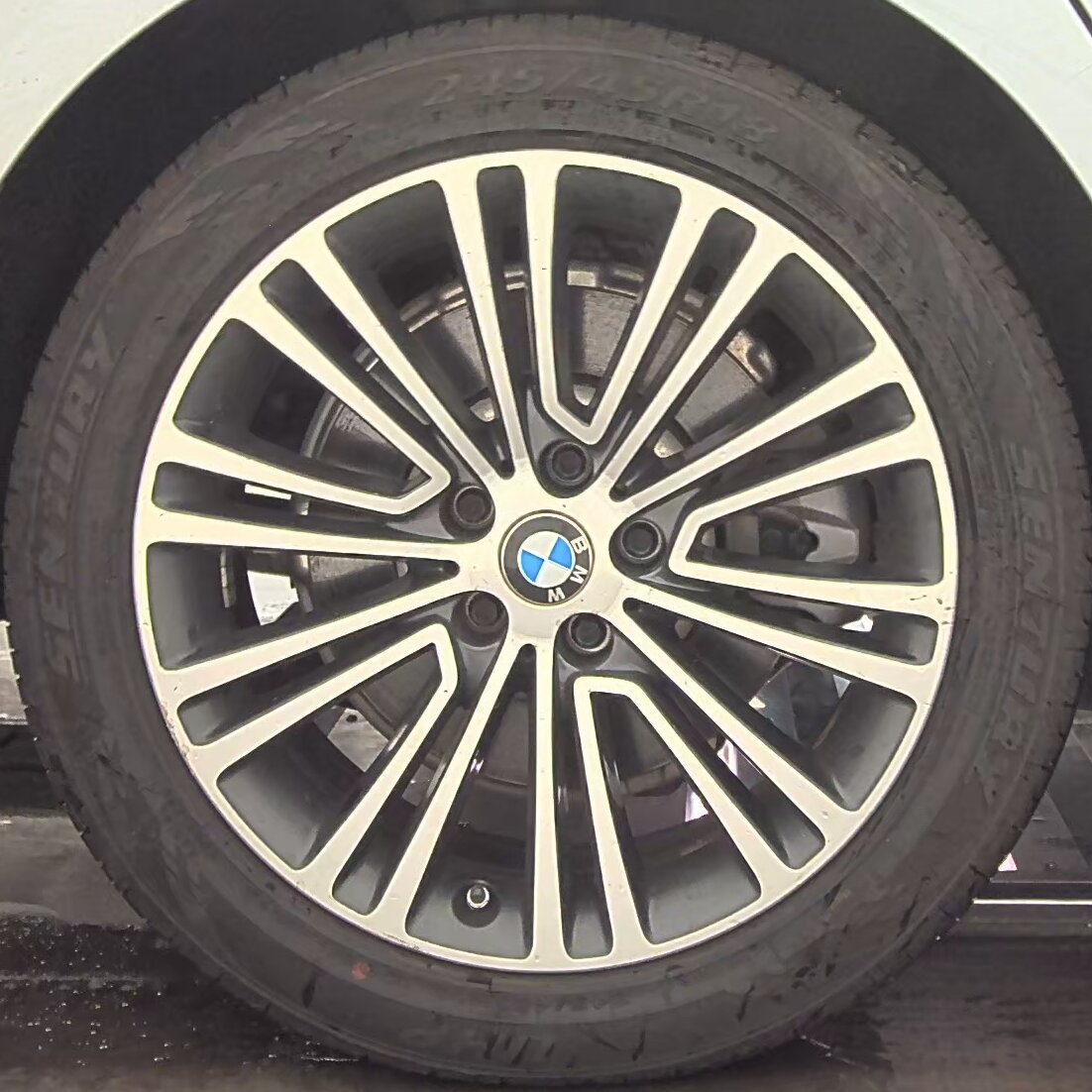 BMW 5 Series Sedan 530i SPORT LINE снимка BMW 5 Series Sedan 530i SPORT LINE
