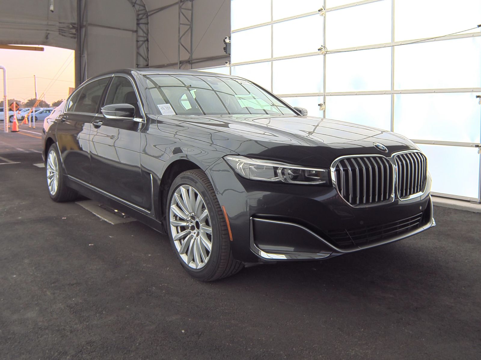 2022 BMW 7 Series 740i RWD