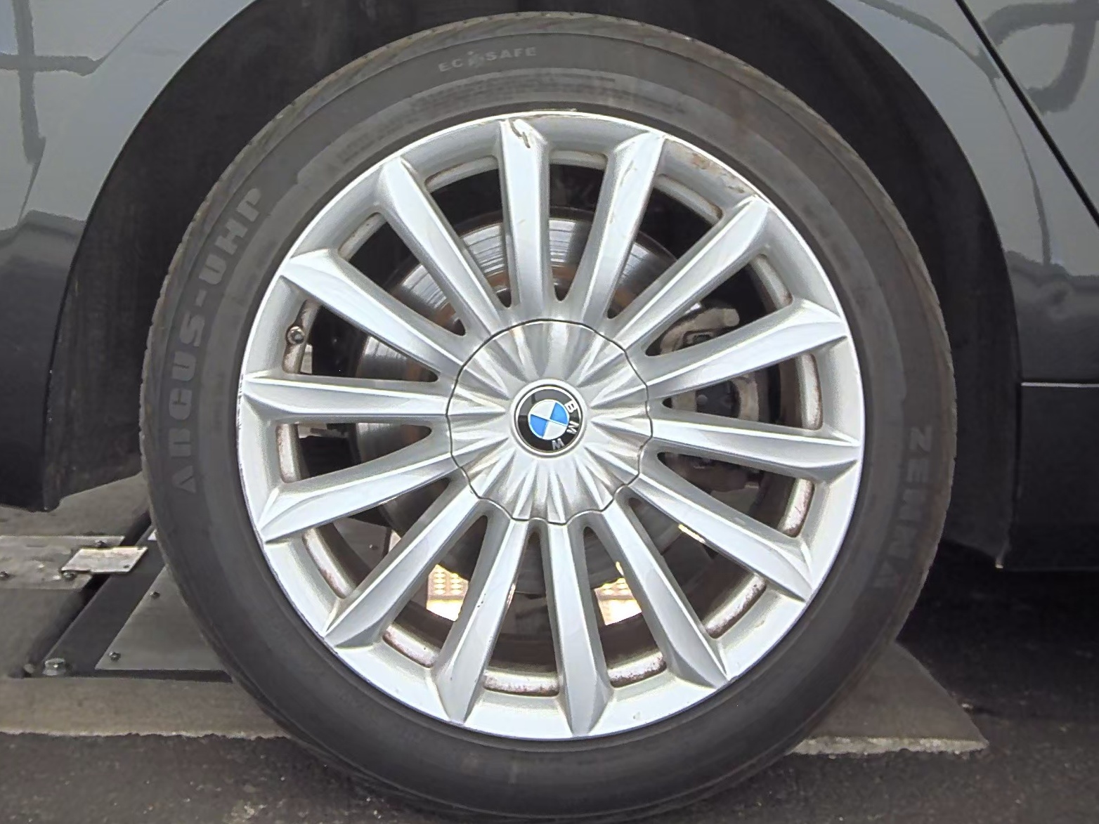 2022 BMW 7 Series 740i RWD