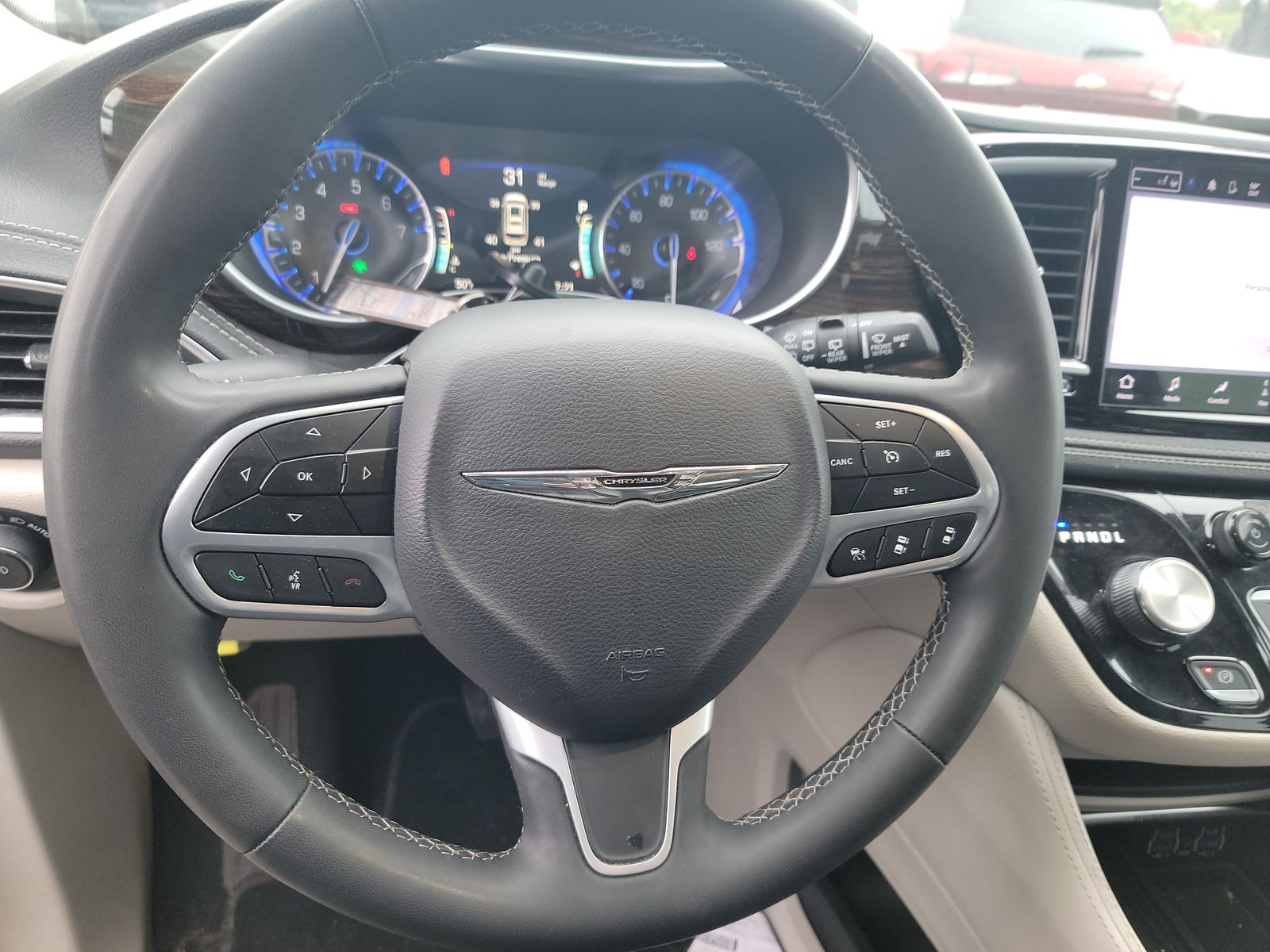 2023 Chrysler Pacifica Limited FWD