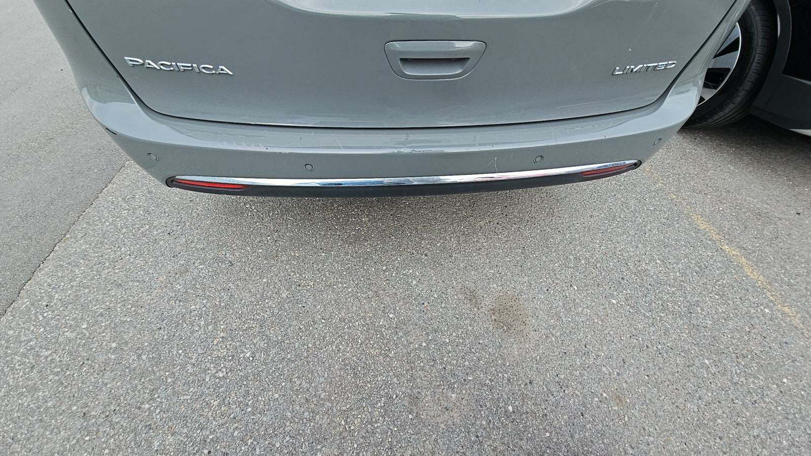 2023 Chrysler Pacifica Limited FWD