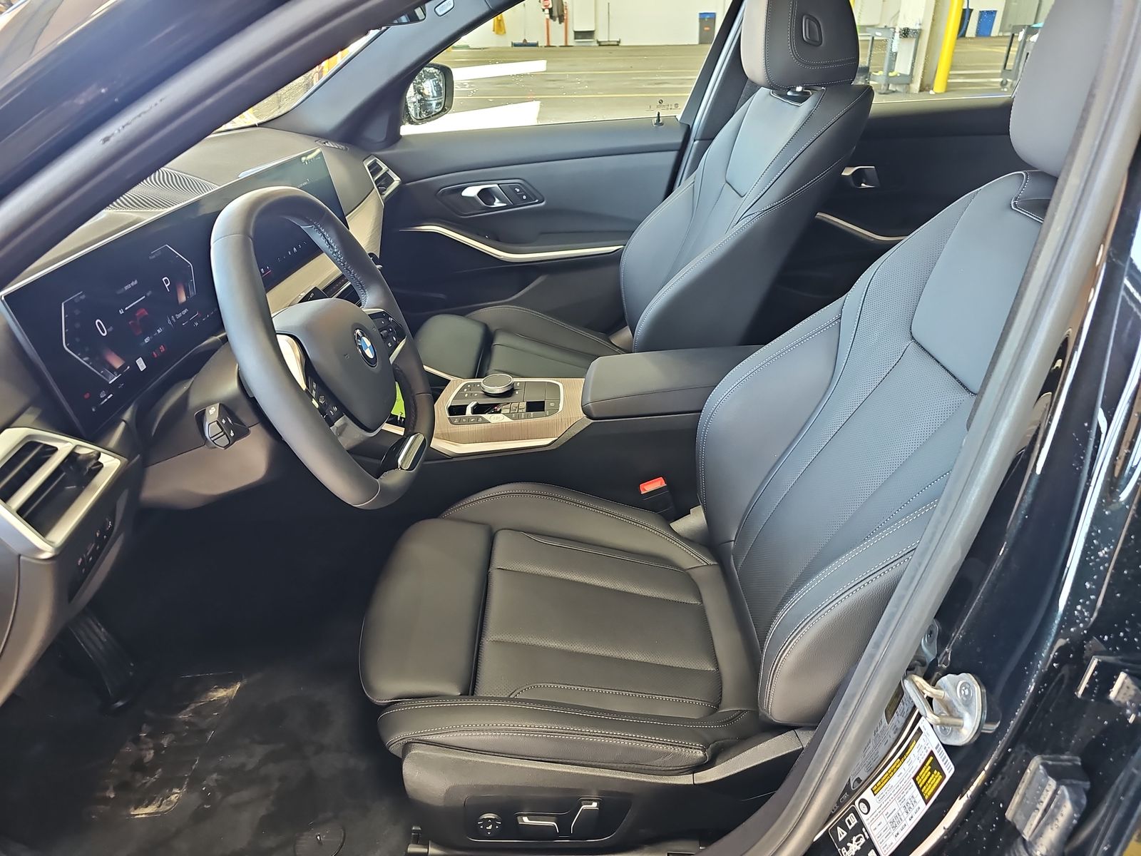 2025 BMW 3 Series 330i xDrive AWD