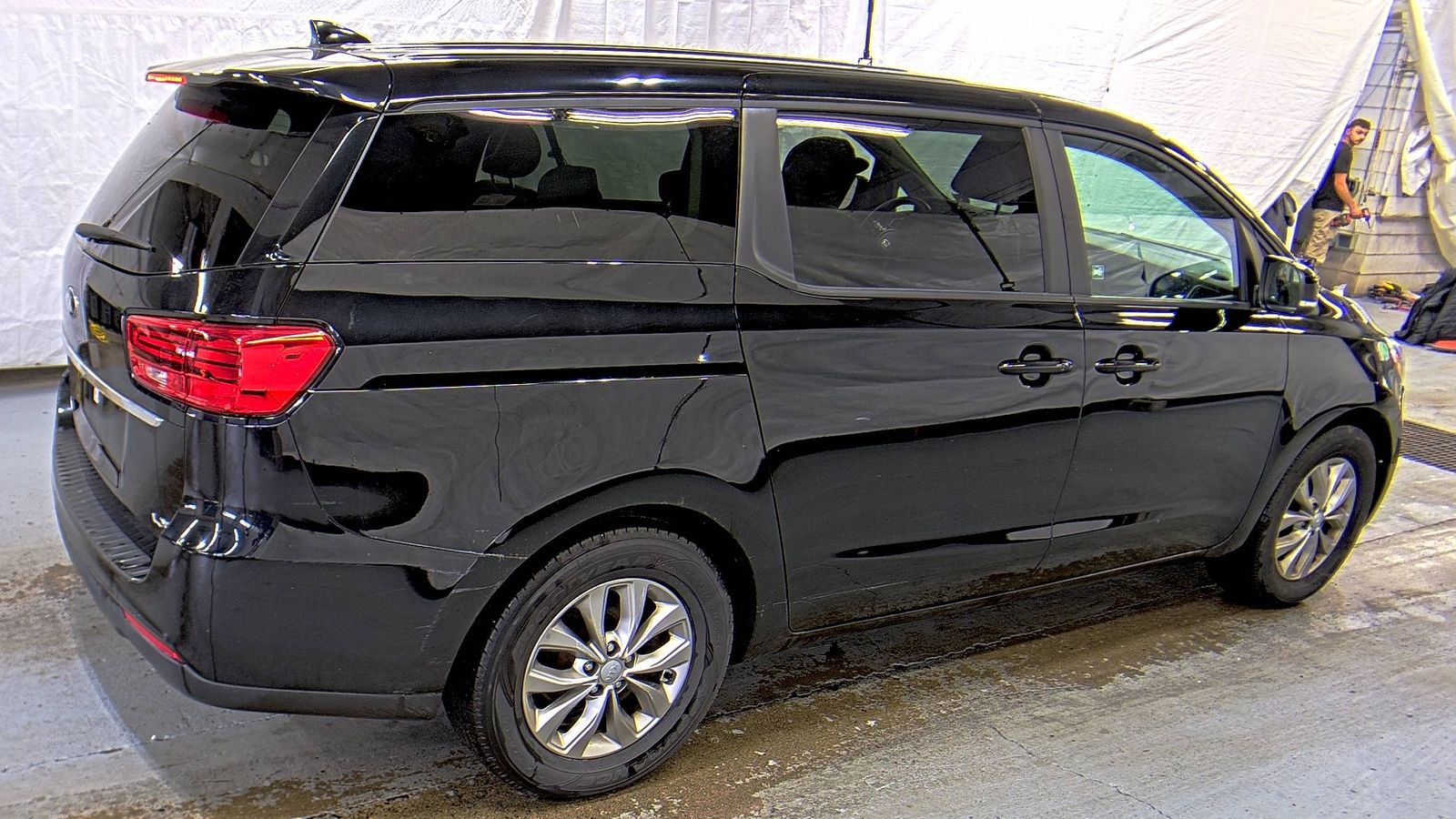 2020 Kia Sedona LX FWD