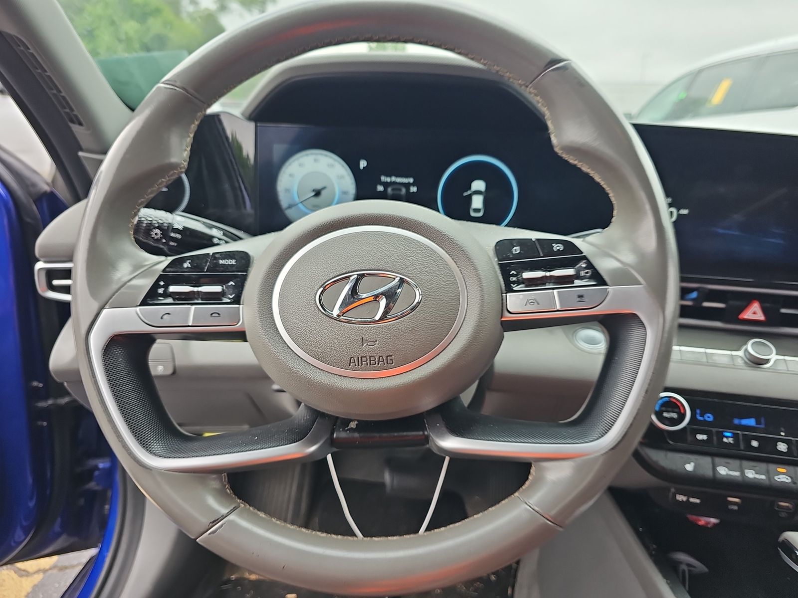 2023 Hyundai Elantra SEL FWD