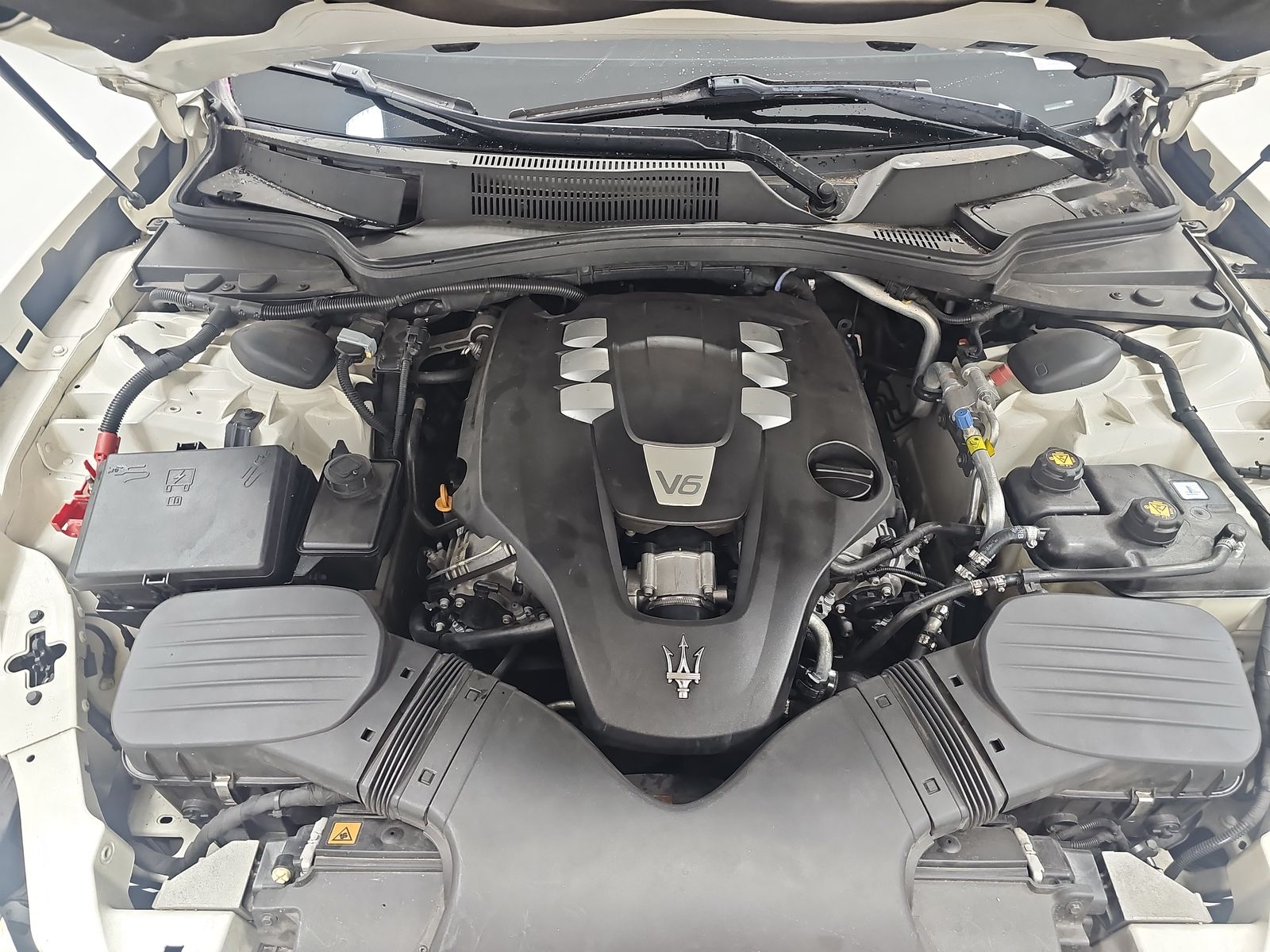 2015 Maserati Ghibli Base RWD