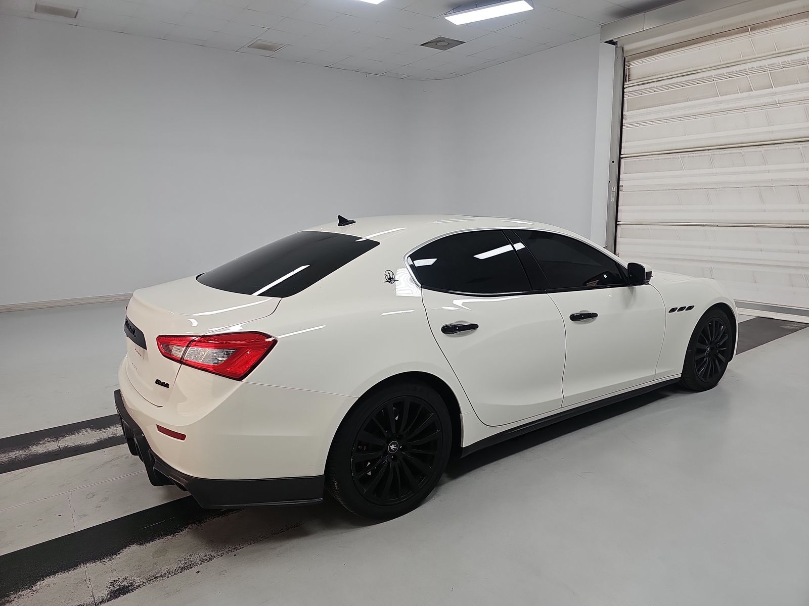 2015 Maserati Ghibli Base RWD