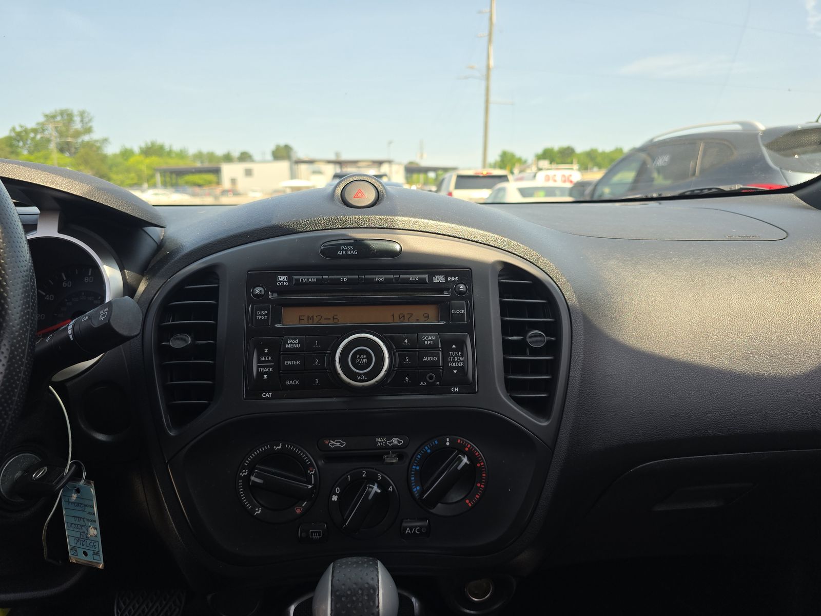 2014 Nissan JUKE S AWD
