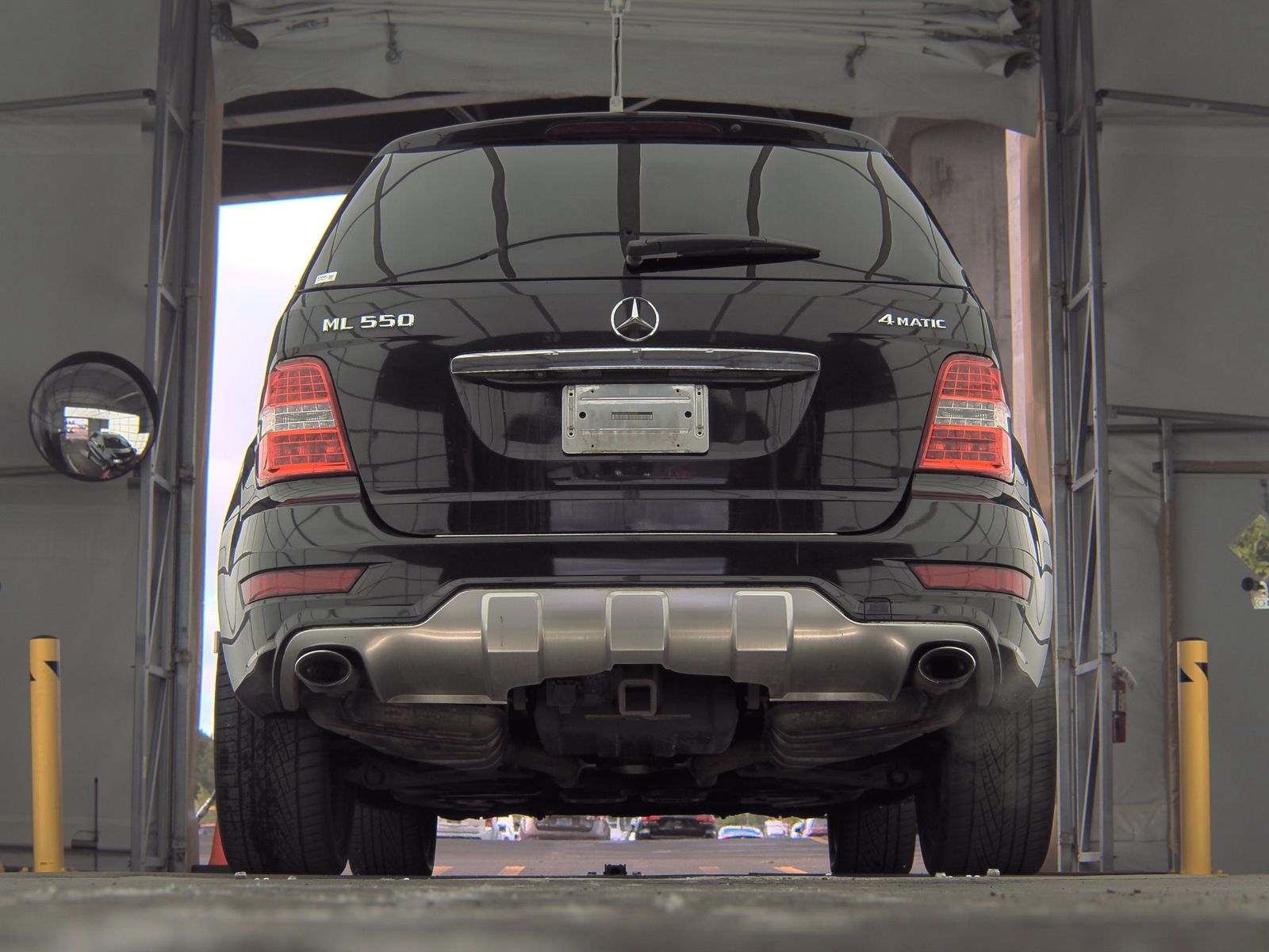 Mercedes-Benz ML 550 снимка Mercedes-Benz ML 550