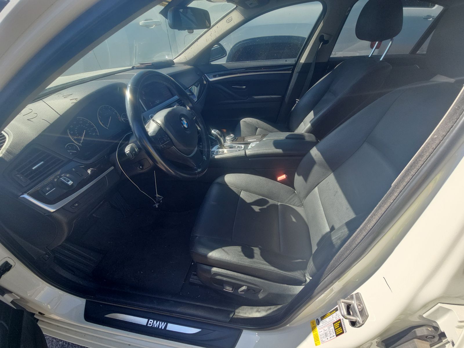 2016 BMW 5 Series 528i RWD