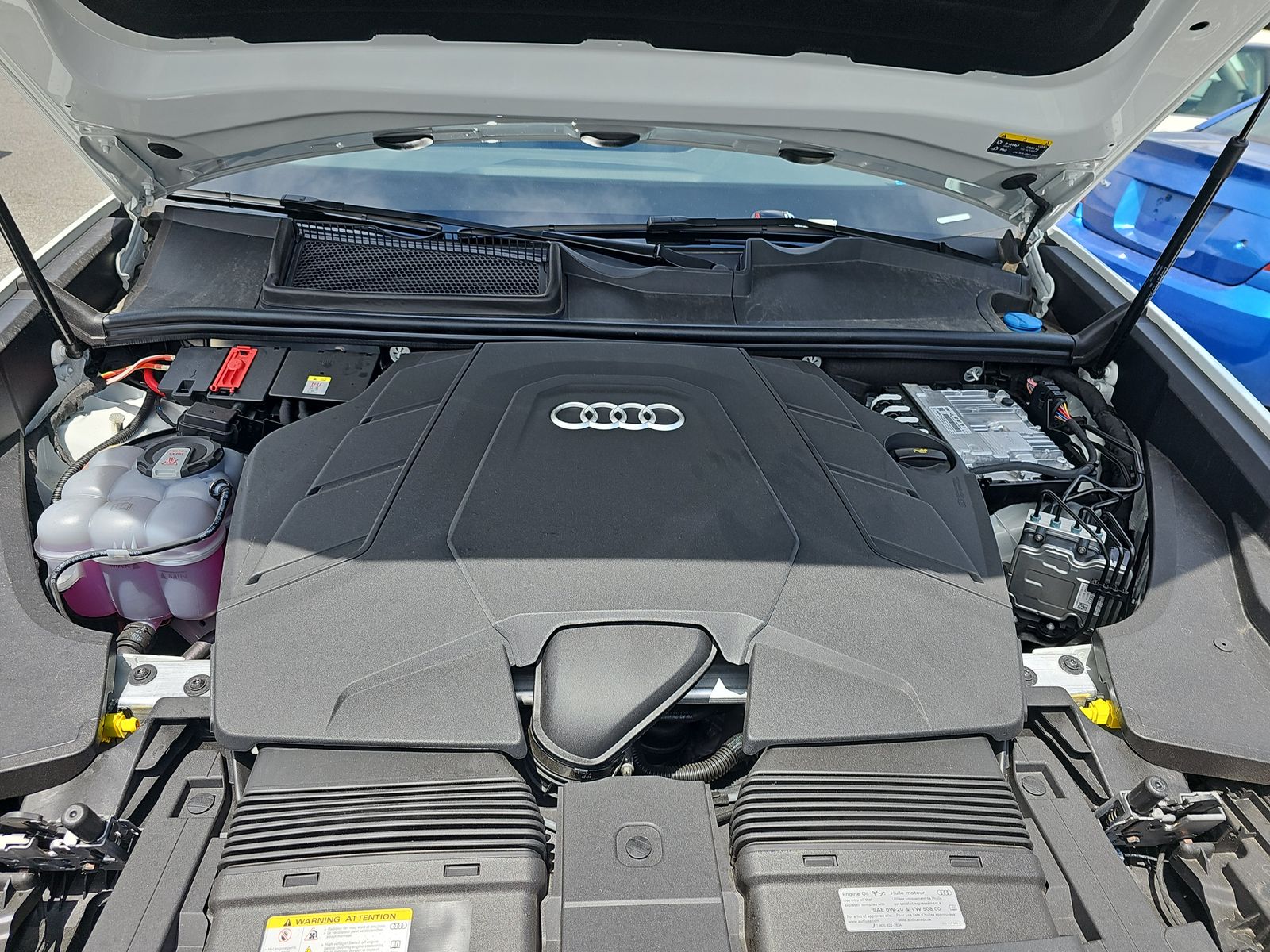 2025 Audi Q8 Premium Plus AWD