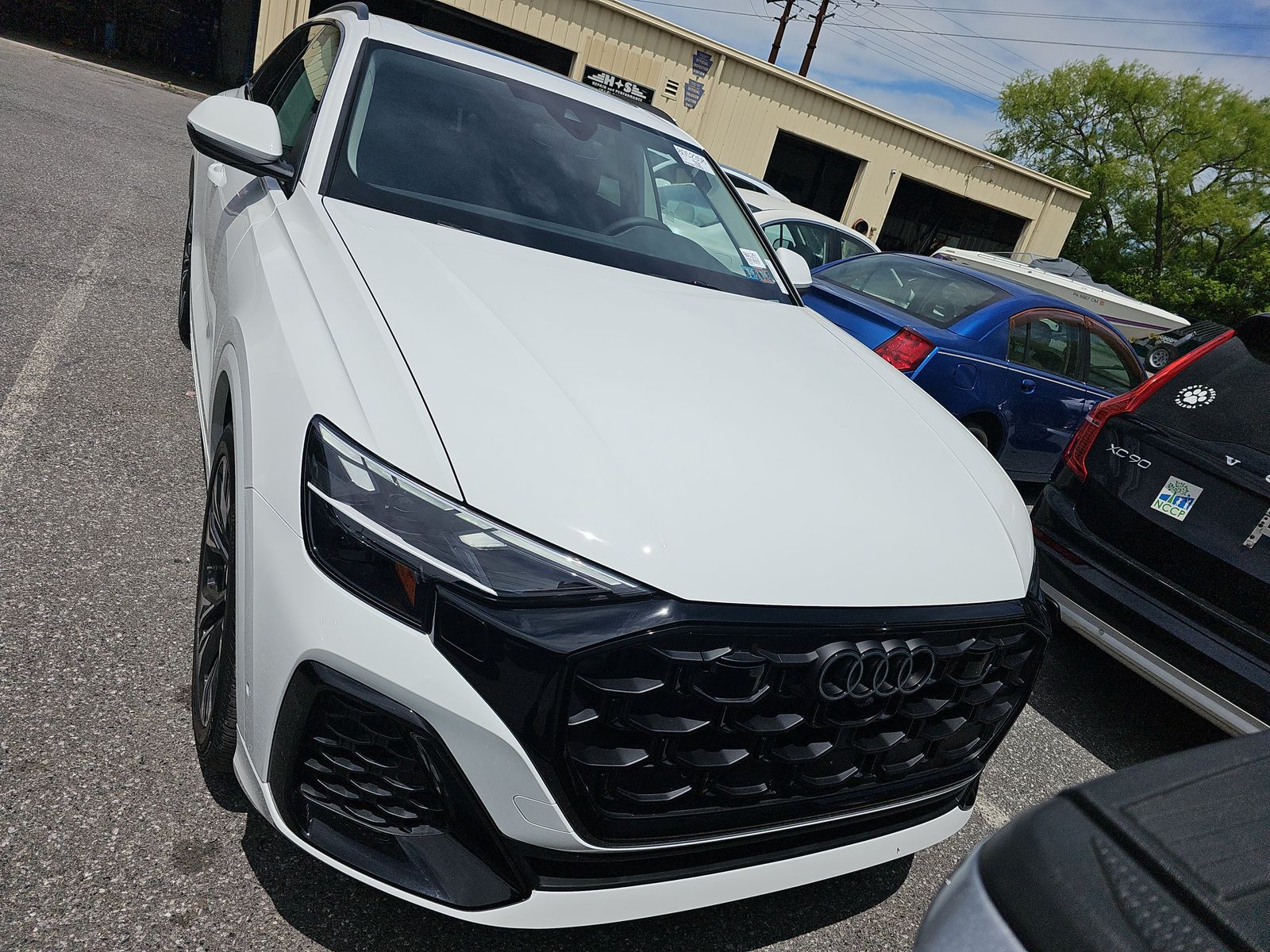 2025 Audi Q8 Premium Plus AWD