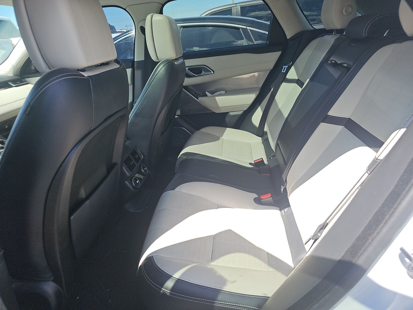 2018 Land Rover Range Rover Velar R-Dynamic HSE AWD