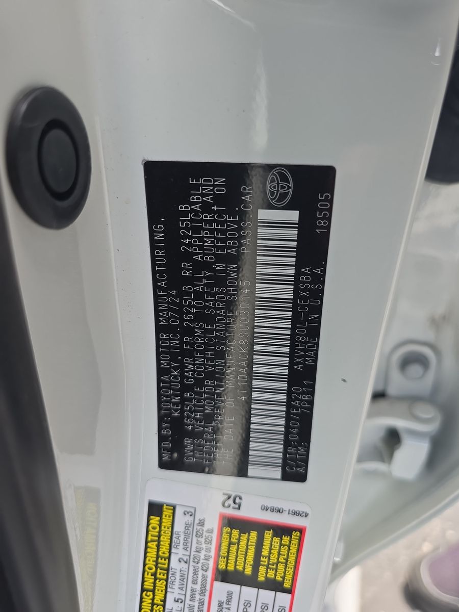 2025 Toyota Camry SE FWD