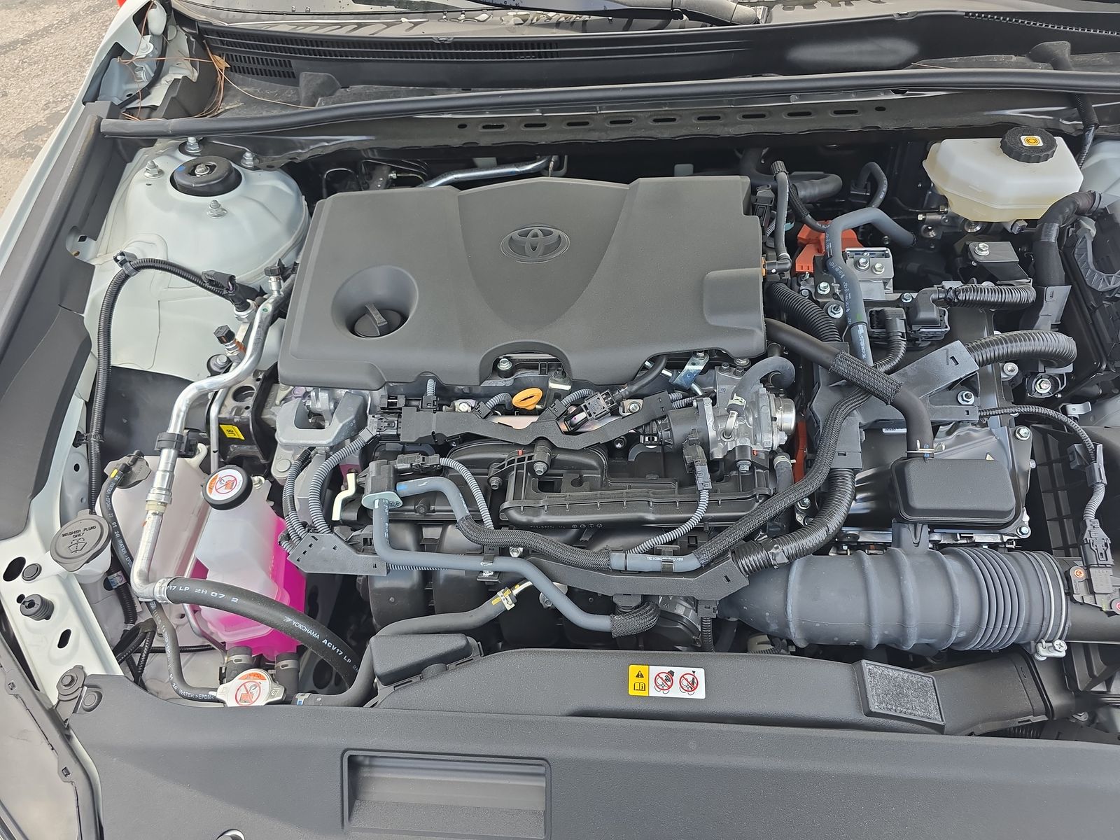 2025 Toyota Camry SE FWD