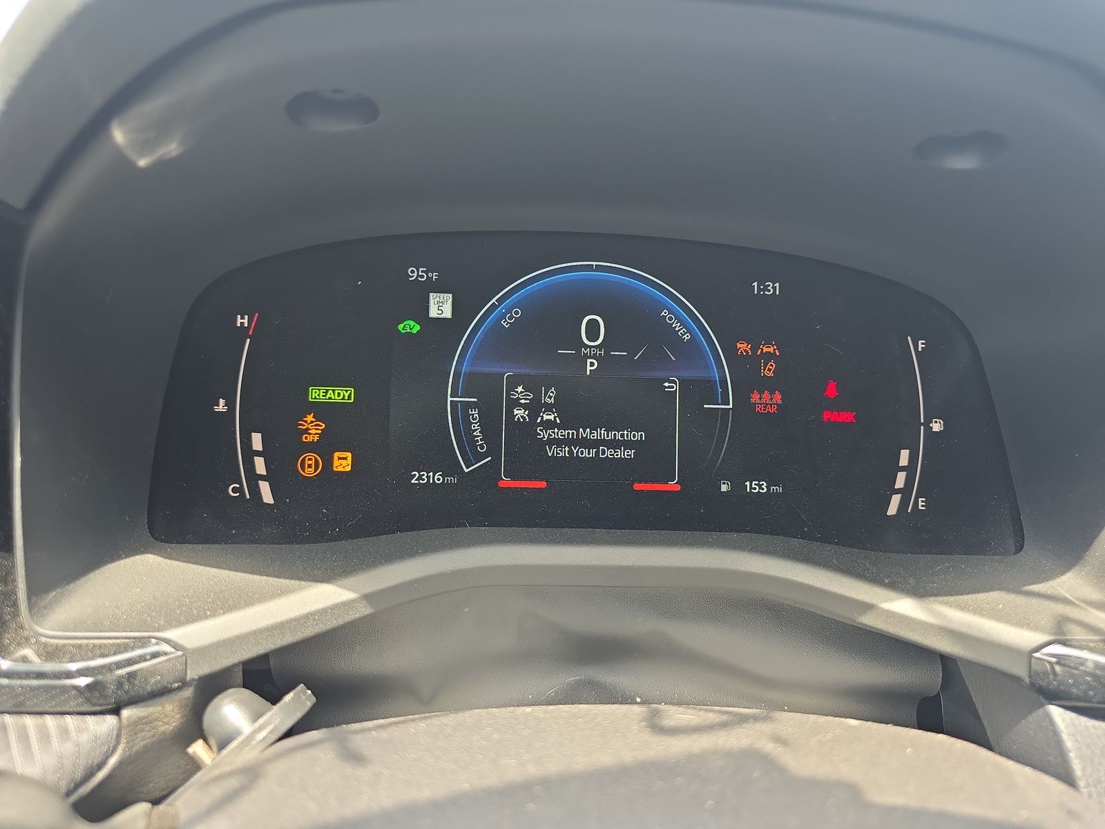 2025 Toyota Camry SE FWD