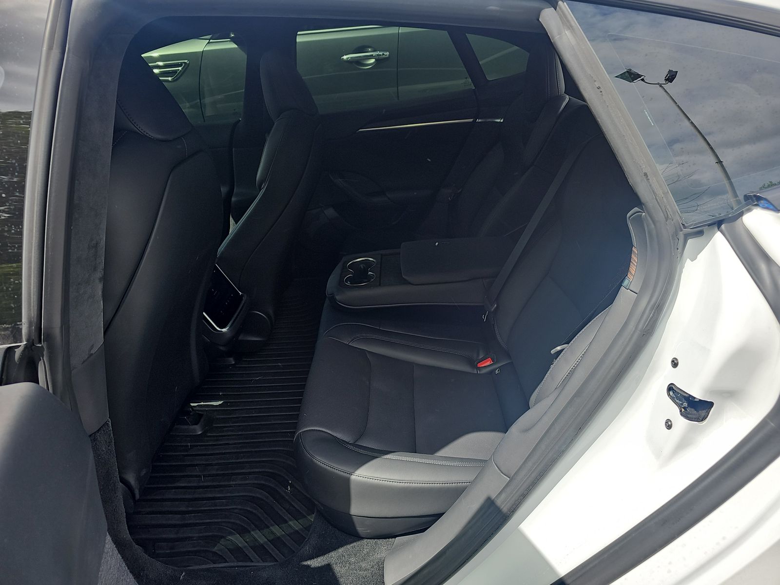 2022 Tesla Model S Base AWD
