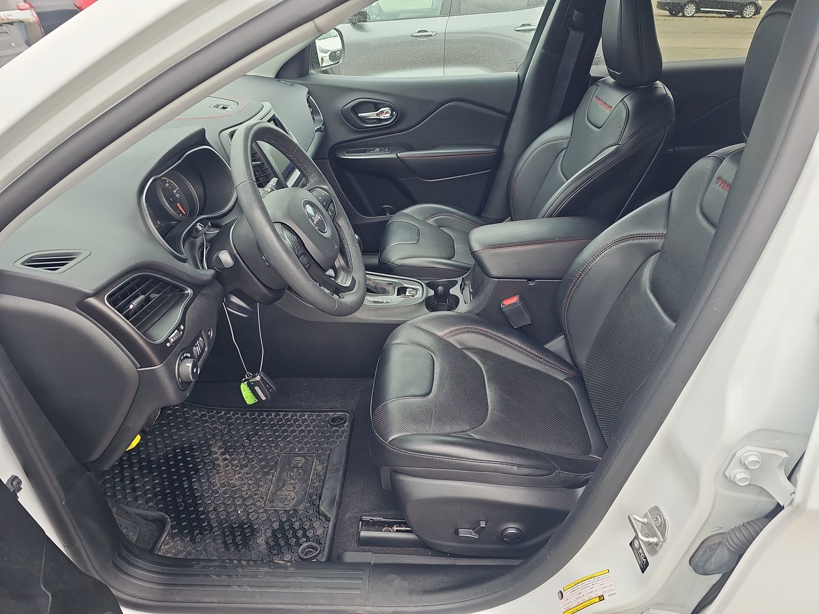 2022 Jeep Cherokee Trailhawk AWD