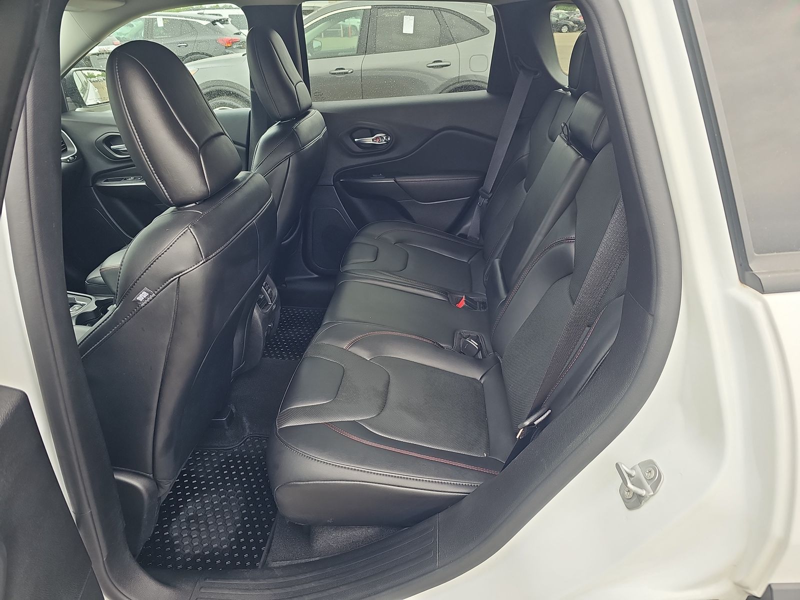 2022 Jeep Cherokee Trailhawk AWD