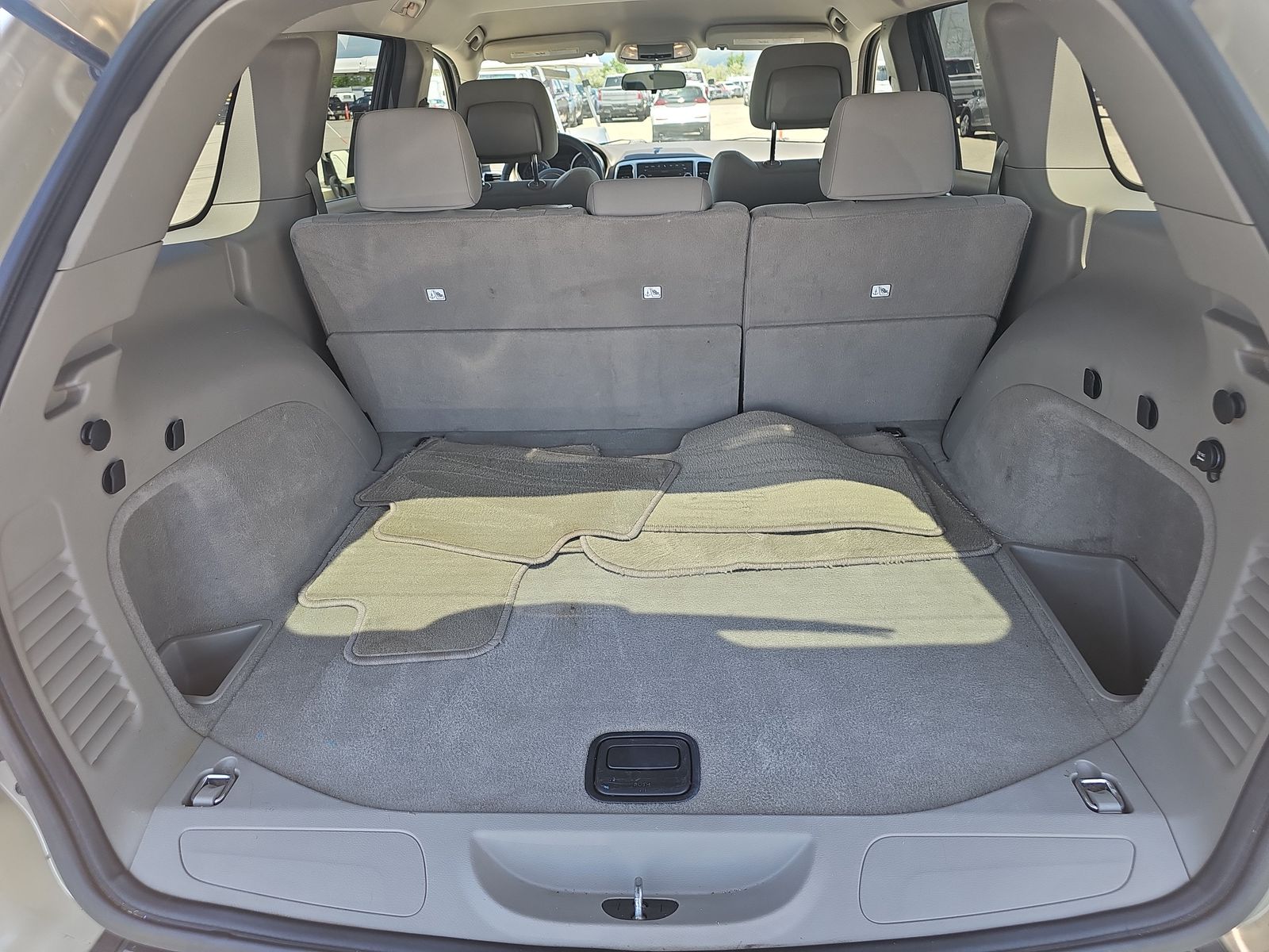 2011 Jeep Grand Cherokee Laredo AWD