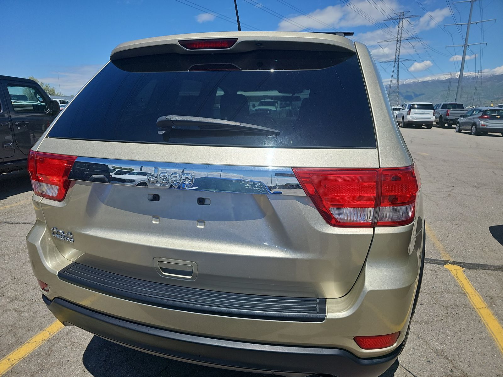 2011 Jeep Grand Cherokee Laredo AWD