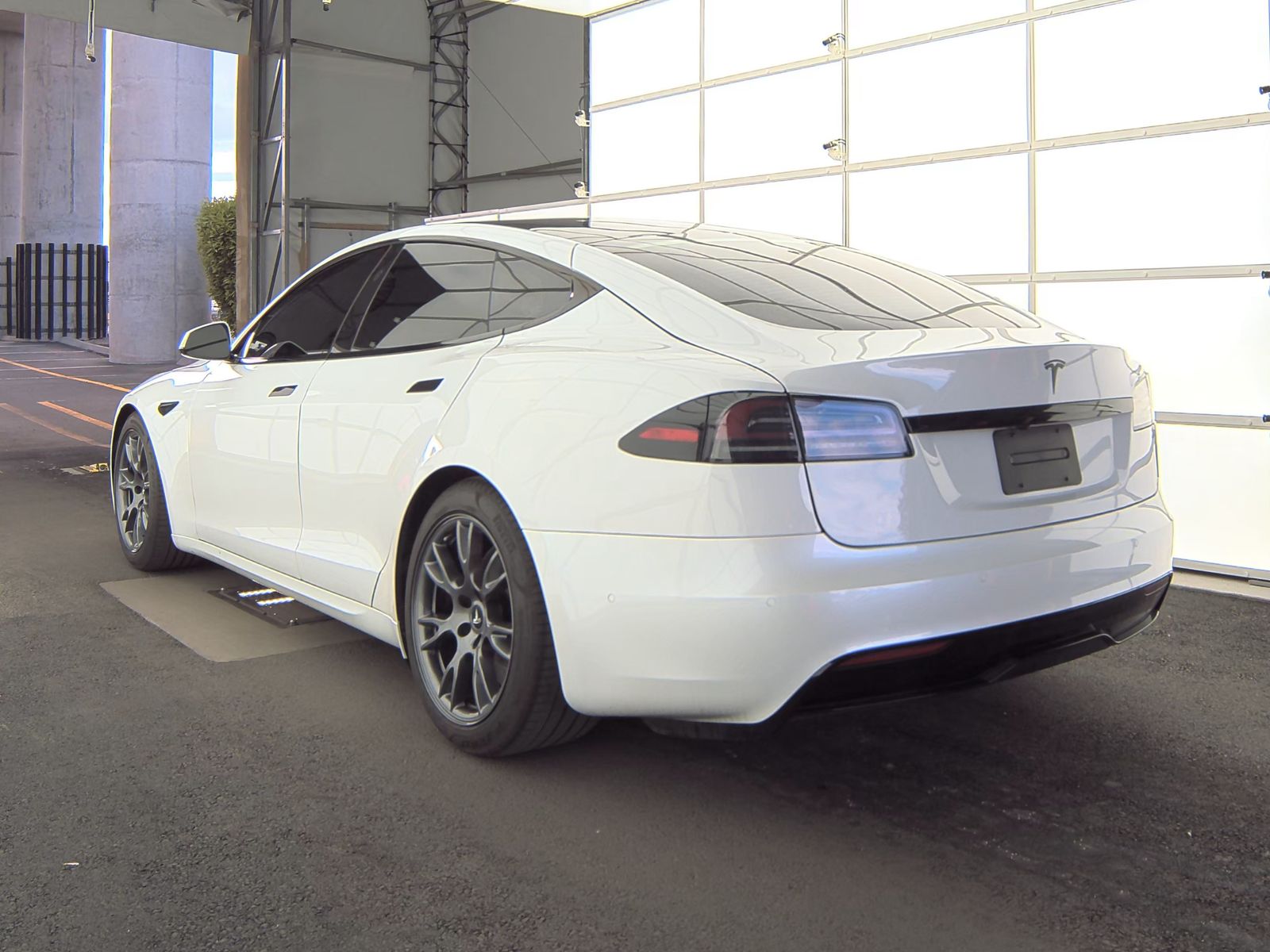 2022 Tesla Model S Base AWD