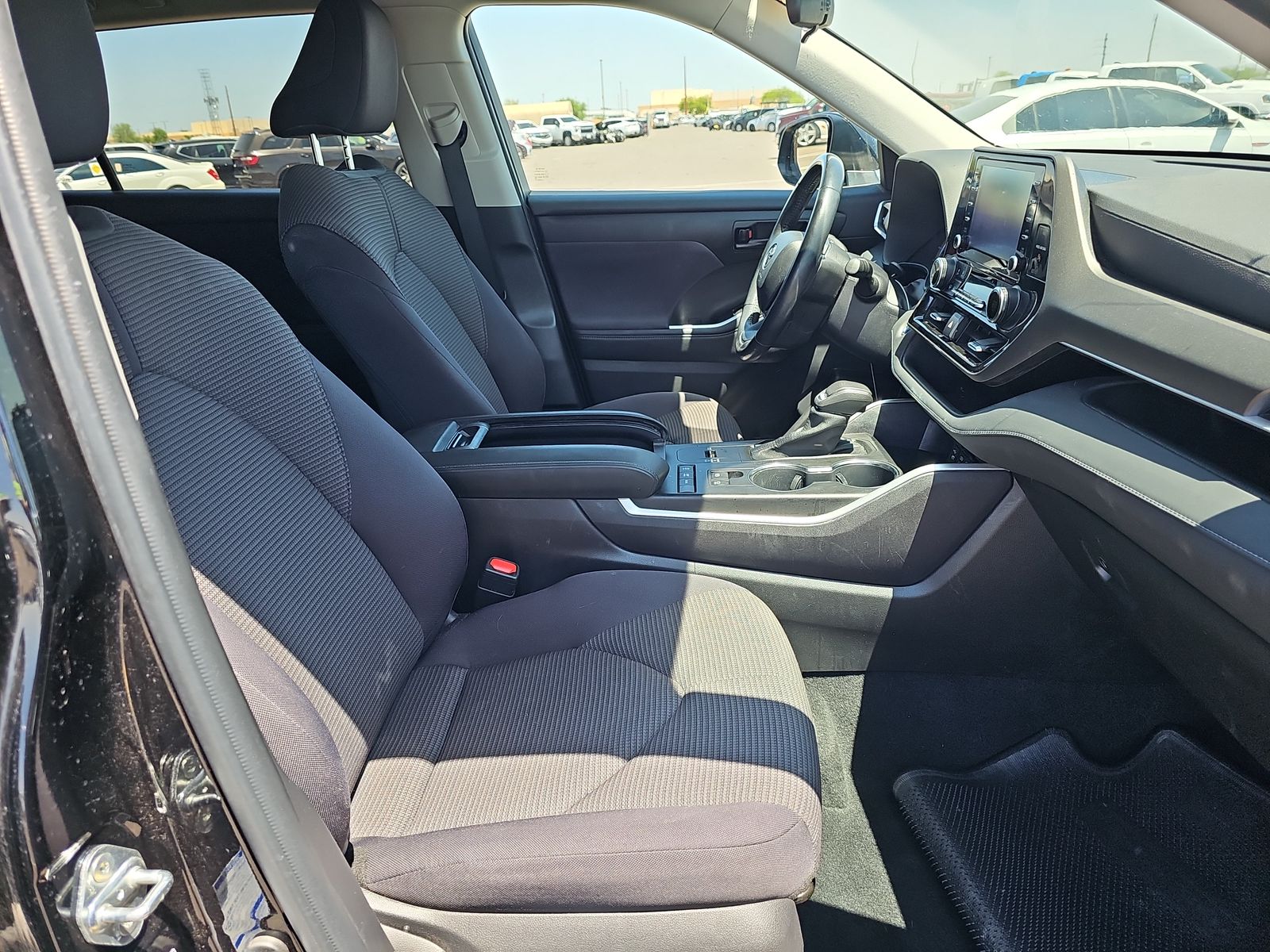 2022 Toyota Highlander Hybrid LE AWD