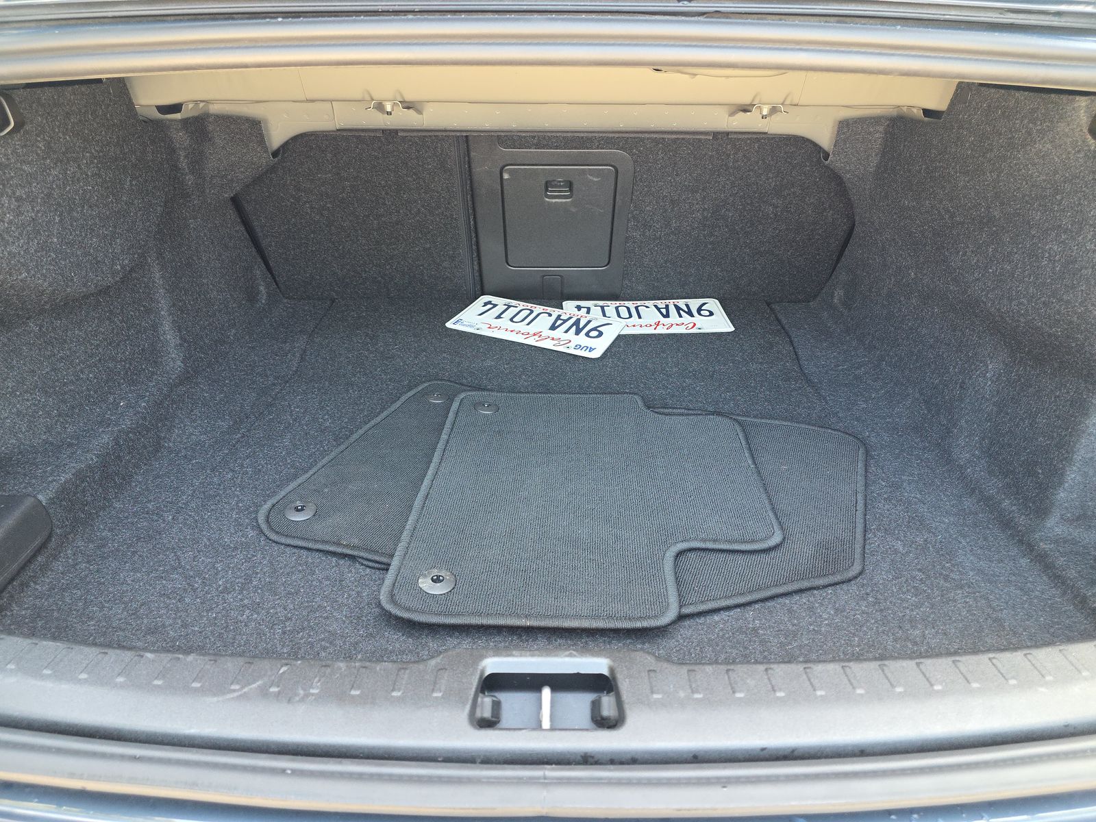 2025 Volvo S60 B5 Core FWD