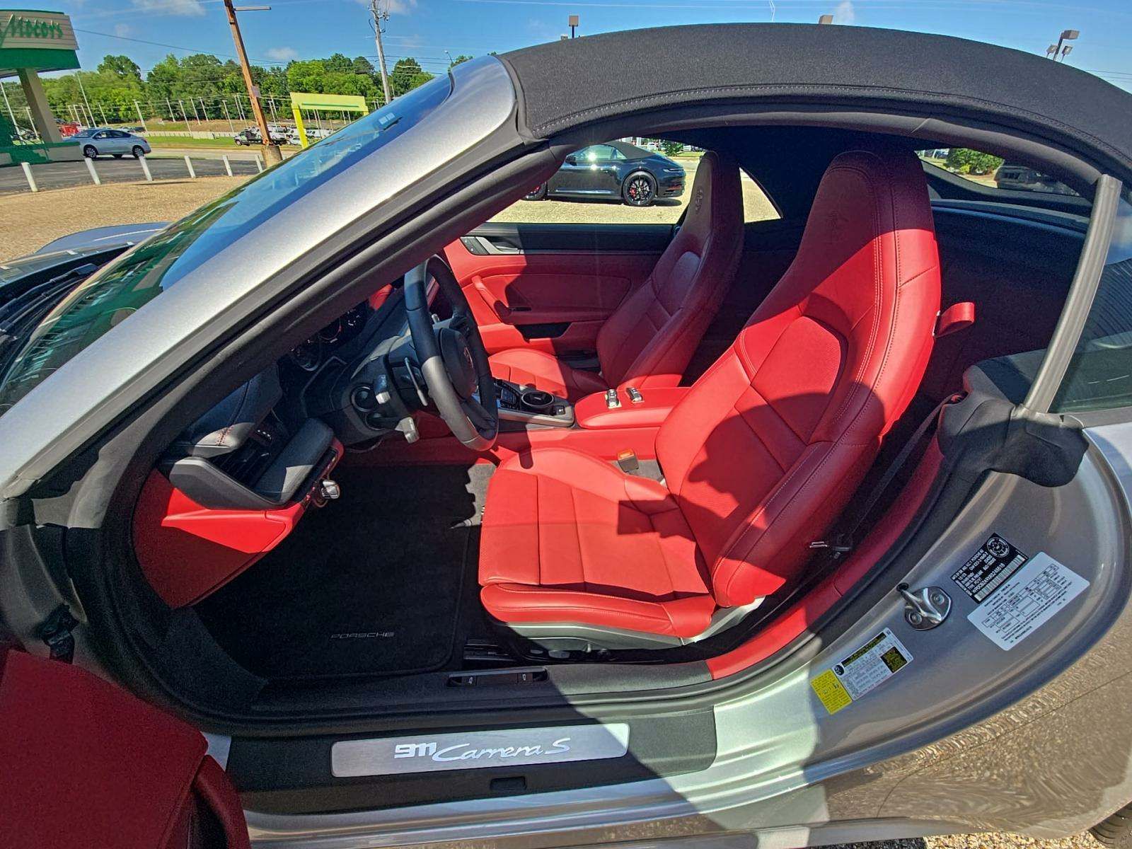 2024 Porsche 911 Carrera S RWD