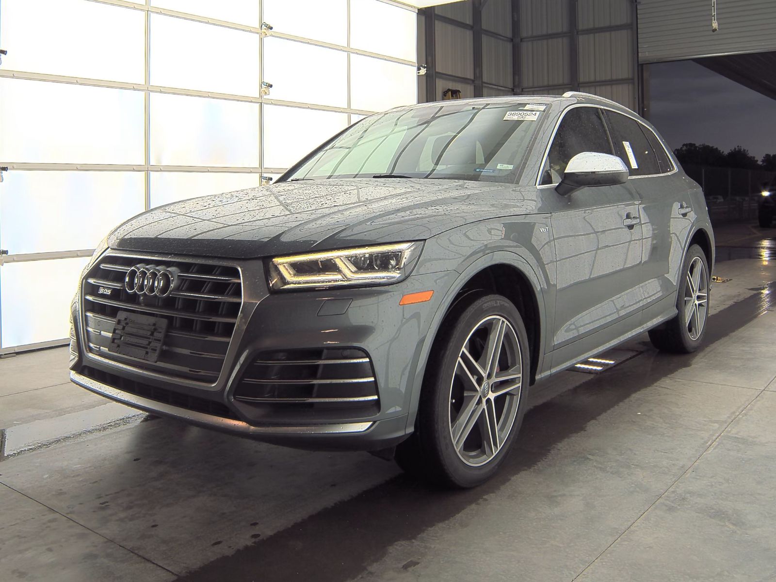 High-quality used cars Audi SQ5. Only Clean Title!