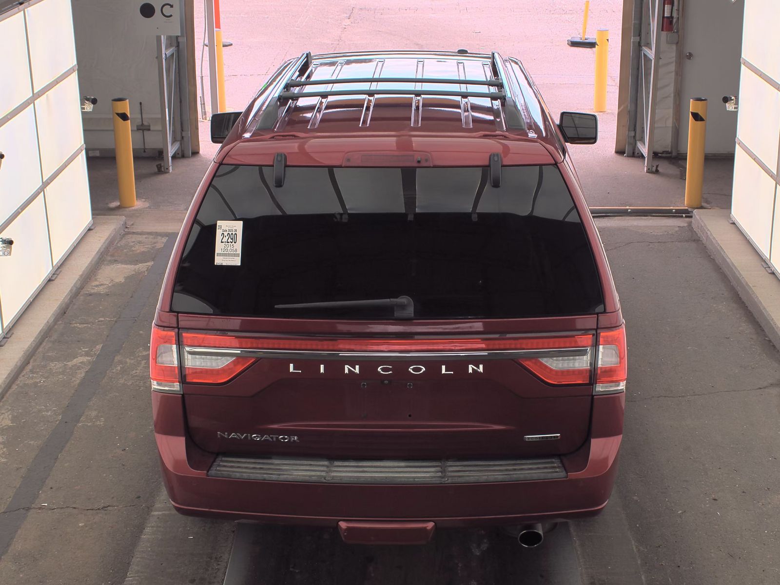 2015 Lincoln Navigator Base RWD