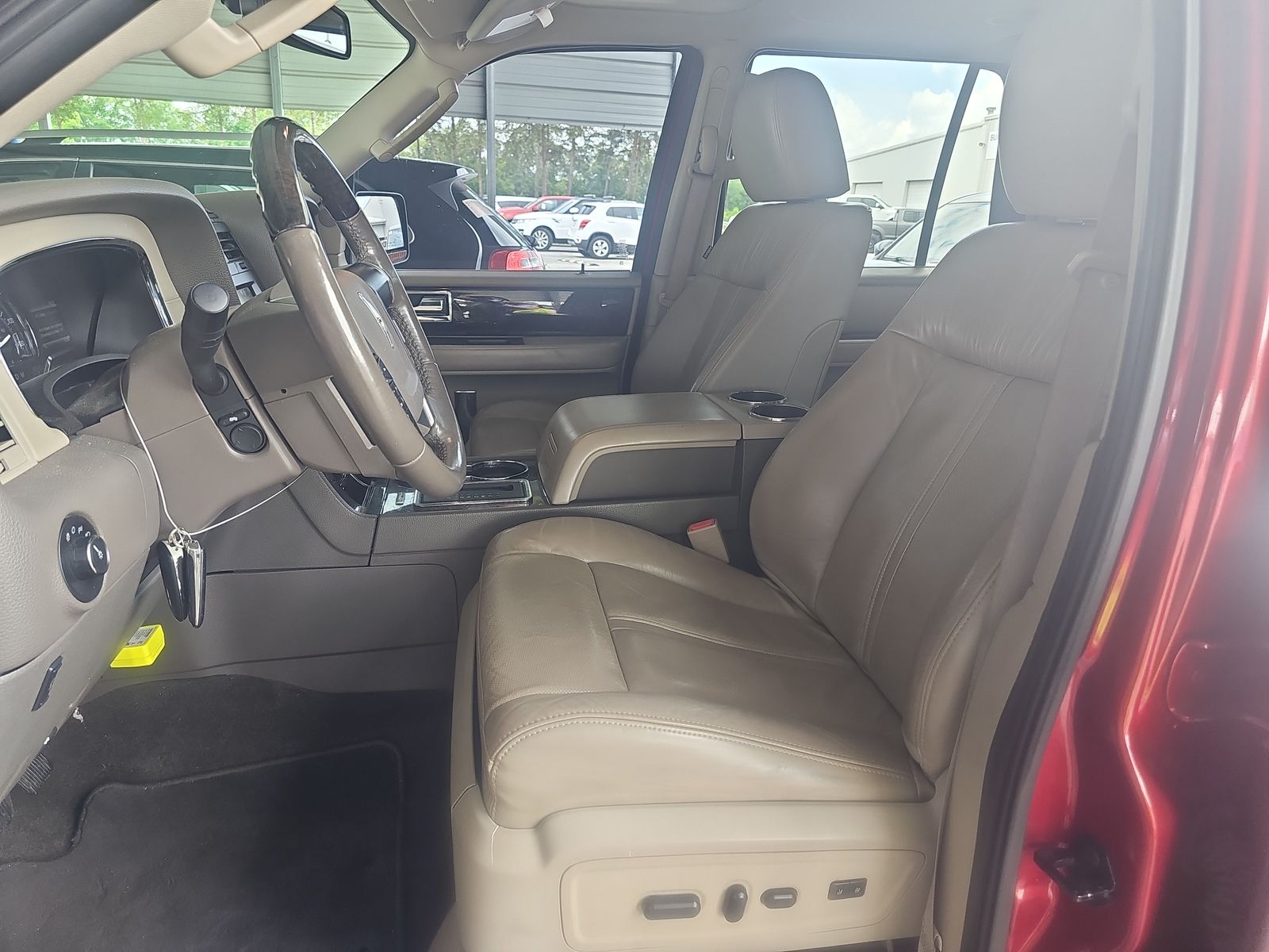 2015 Lincoln Navigator Base RWD