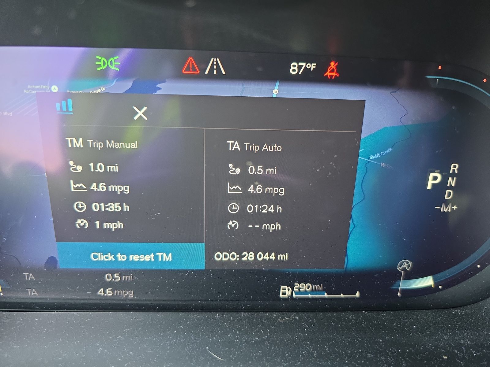 2022 Volvo XC60 B5 Momentum AWD