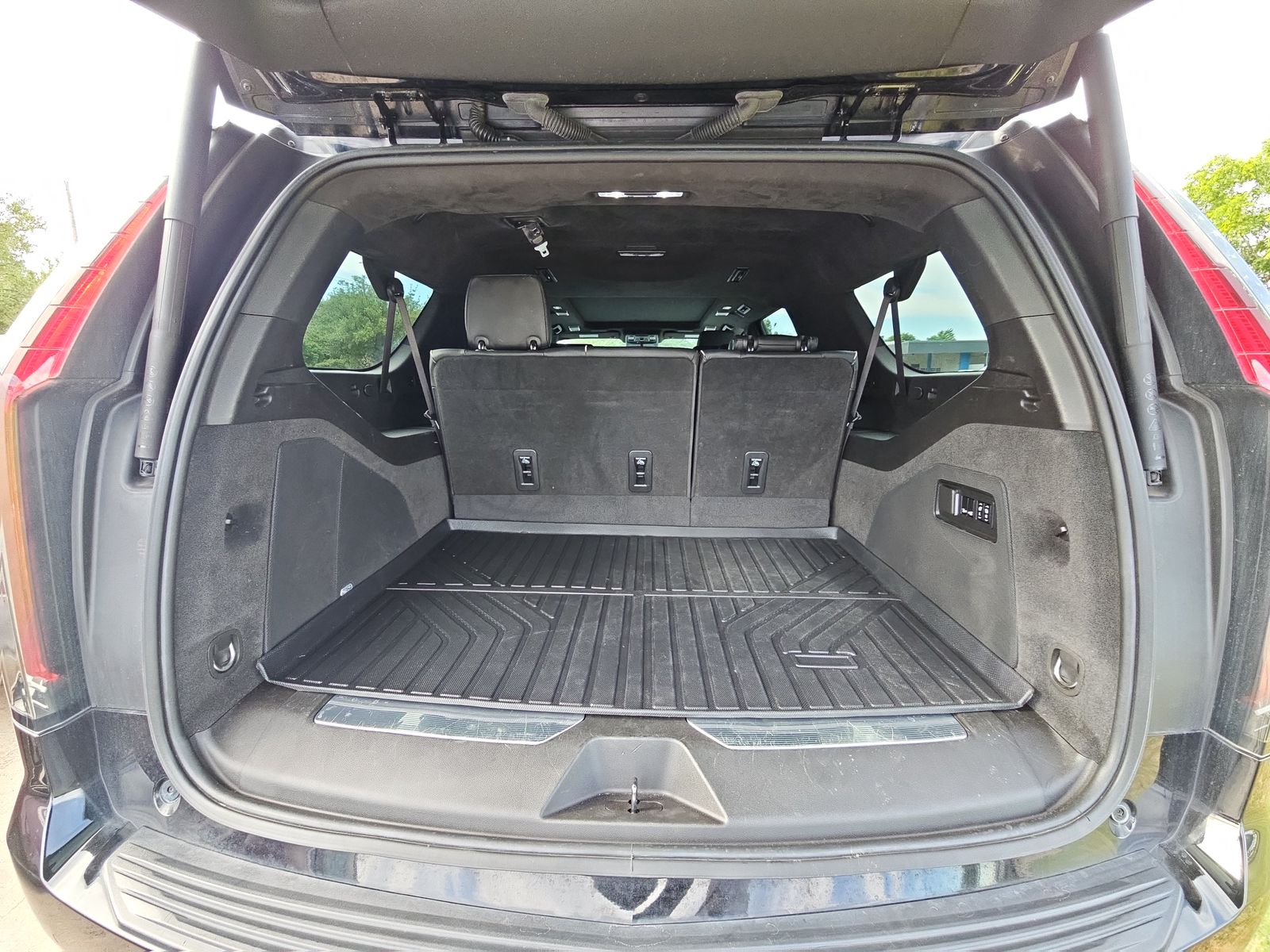 2021 Cadillac Escalade ESV Sport Platinum AWD
