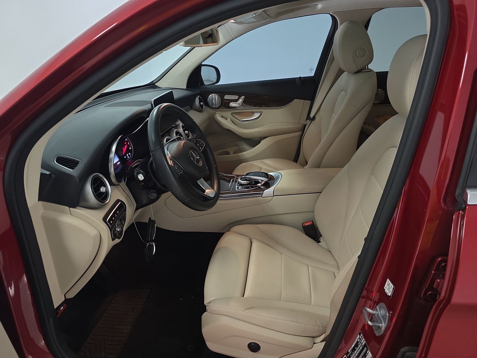 2016 Mercedes-Benz GLC GLC 300 RWD