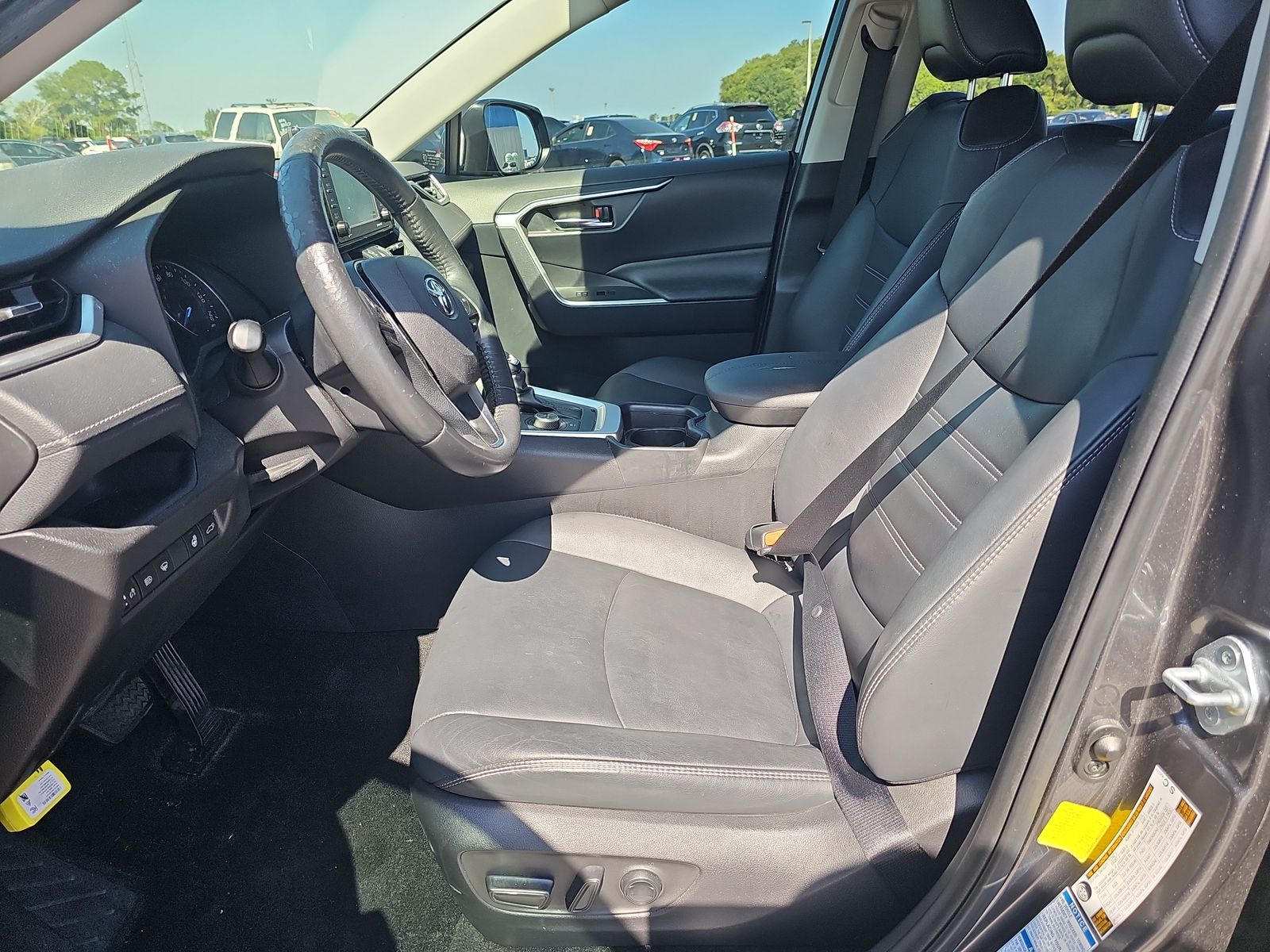 2021 Toyota RAV4 Hybrid XLE Premium AWD