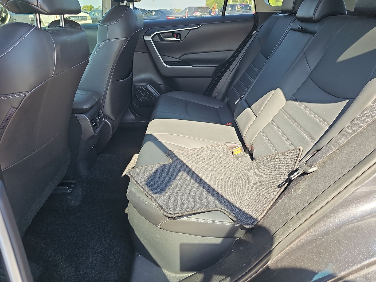 2021 Toyota RAV4 Hybrid XLE Premium AWD