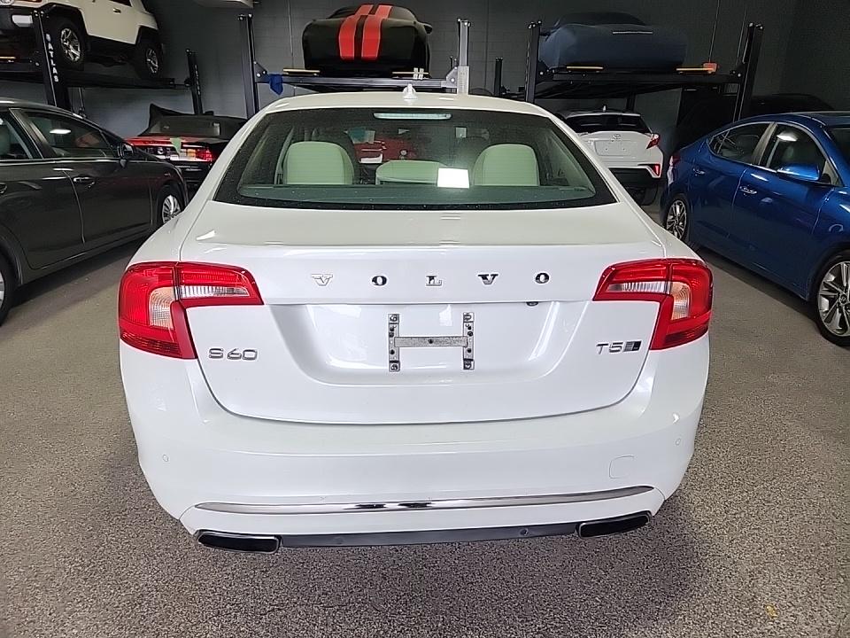 2016 Volvo S60 T5 Inscription Premier AWD