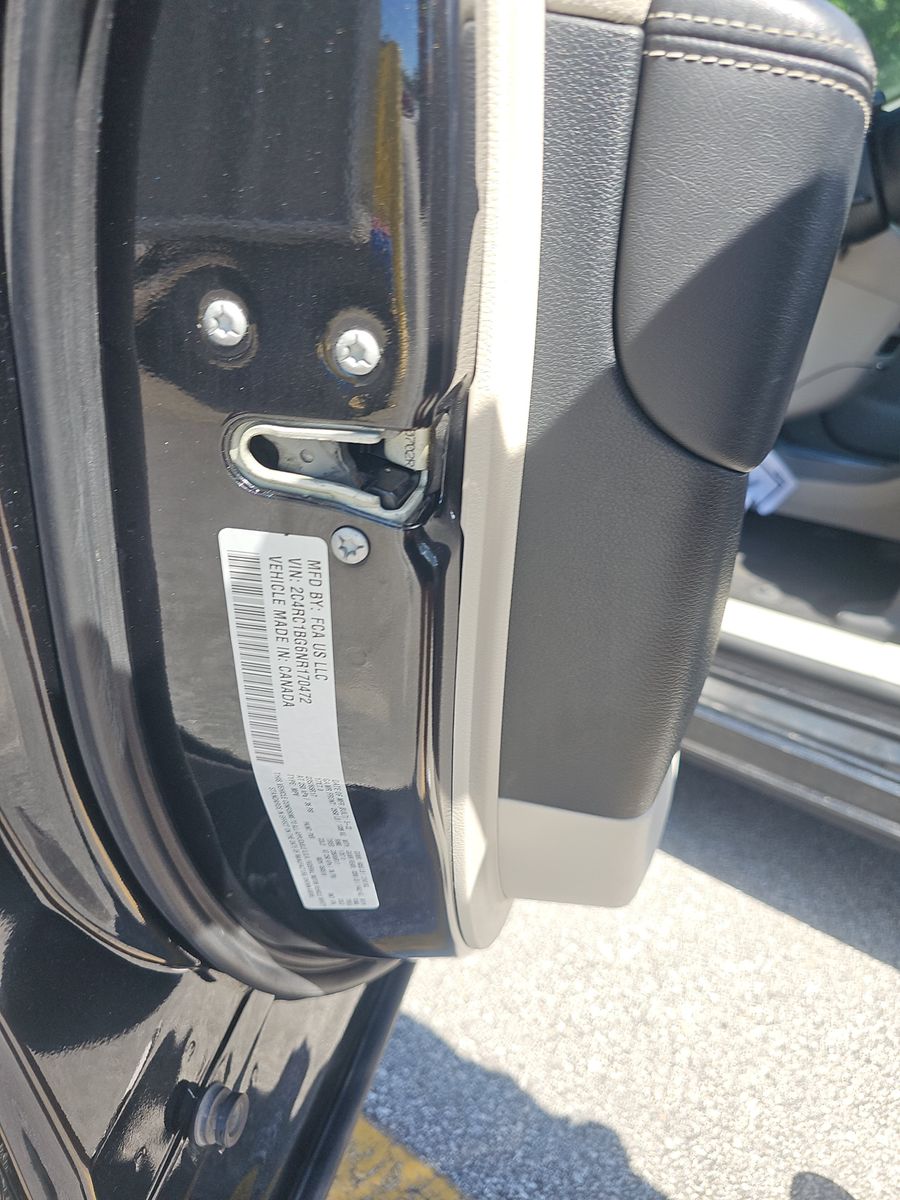 2022 Chrysler Pacifica Touring L FWD